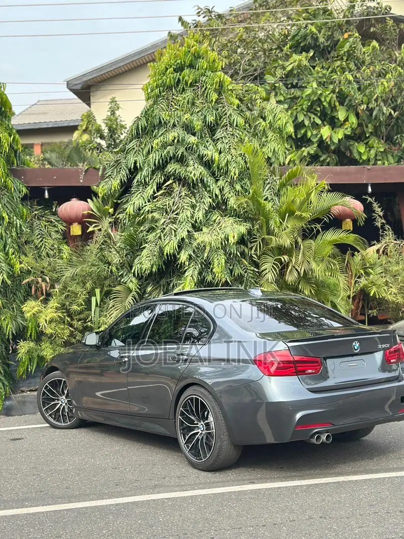 BMW 330i 2017 Gray