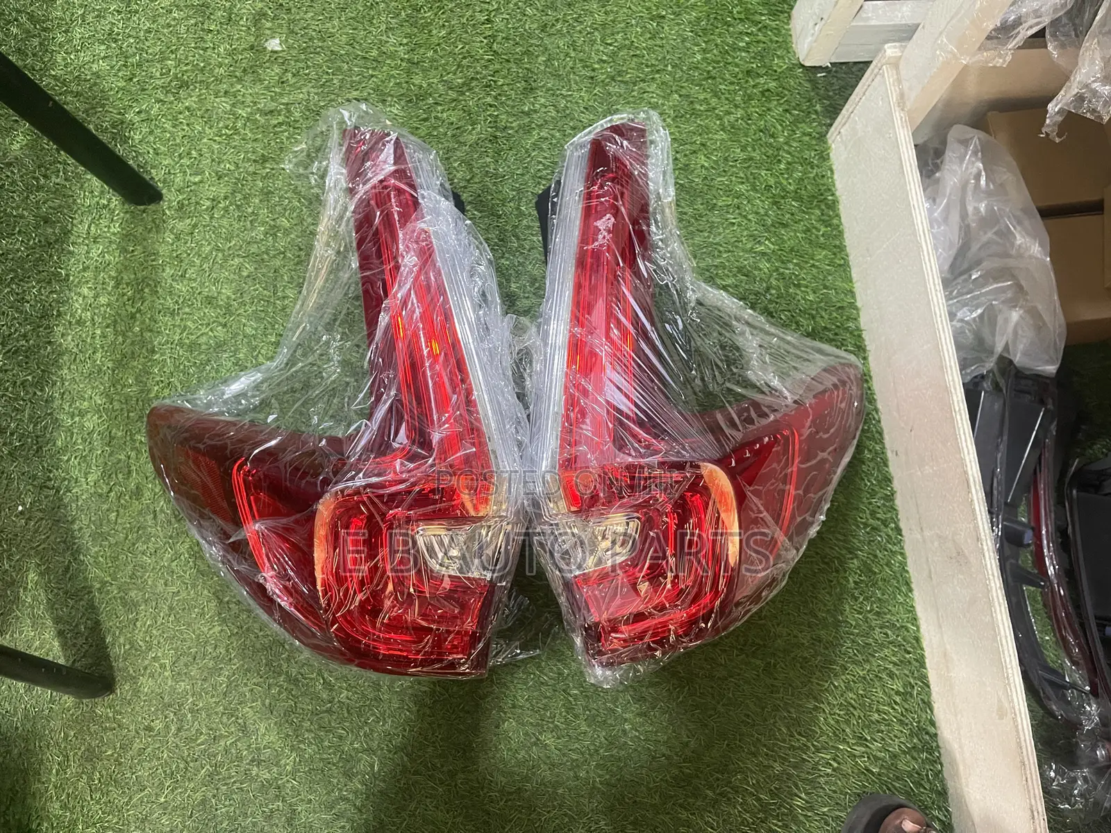 CRV 2017-2018 Taillight Pair