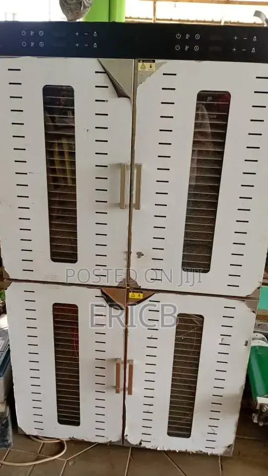Dehydrator 96 Trays 4 Chamber