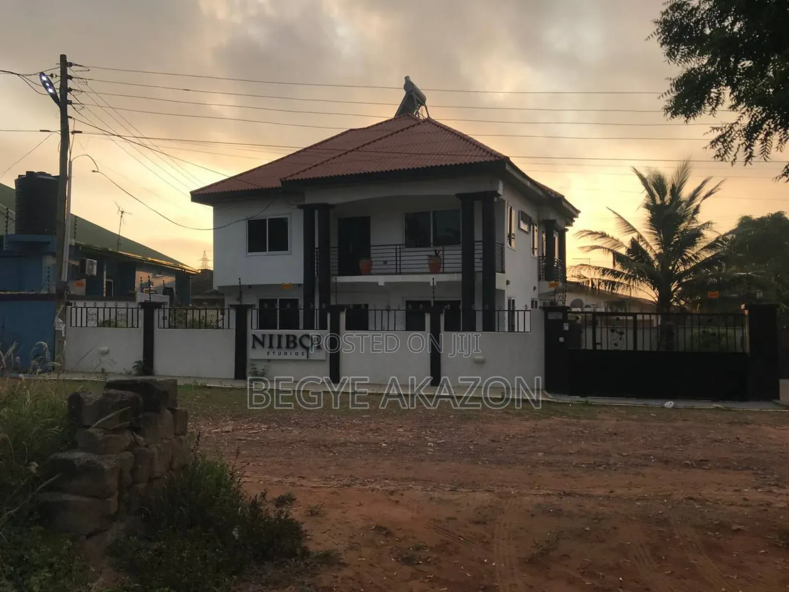 3bdrm House in Begye, Kwabenya for sale