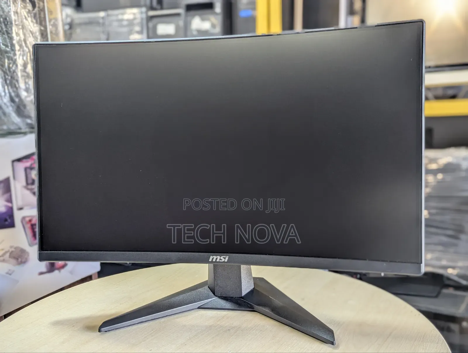 Msi Mag242c Curved Gaming Monitor FHD Va 1ms 180hz Hdmi, Dp Port, Tilt