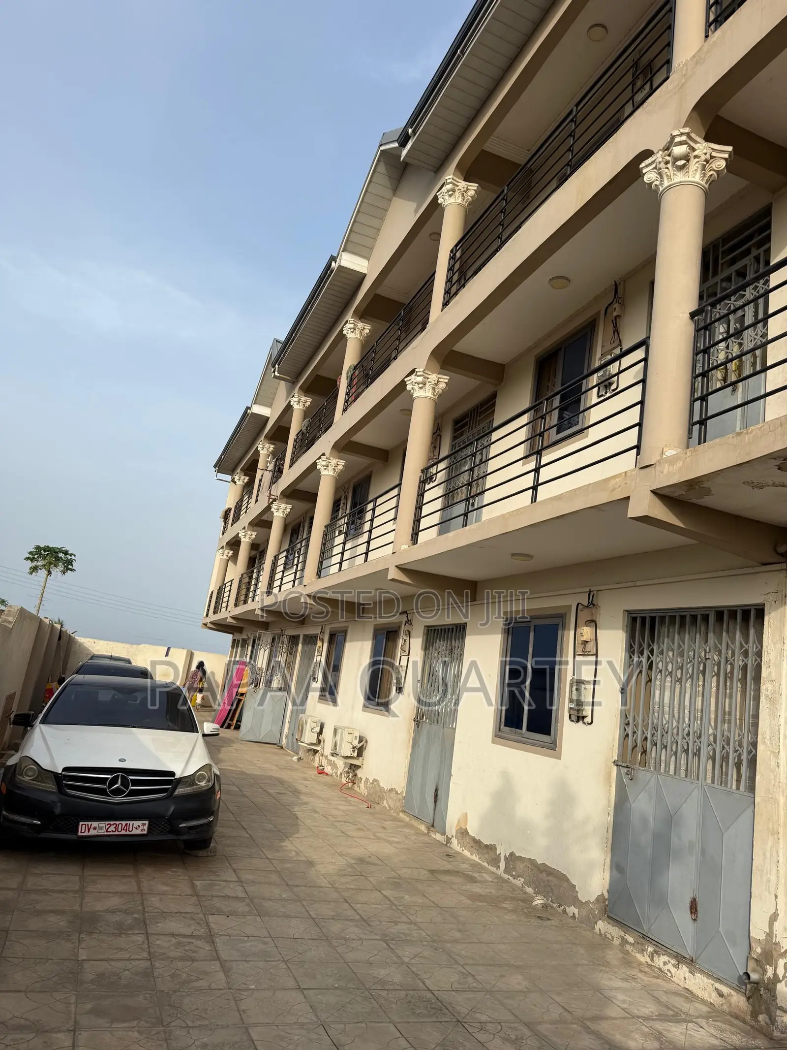 15bdrm Apartment in Kasoa for sale