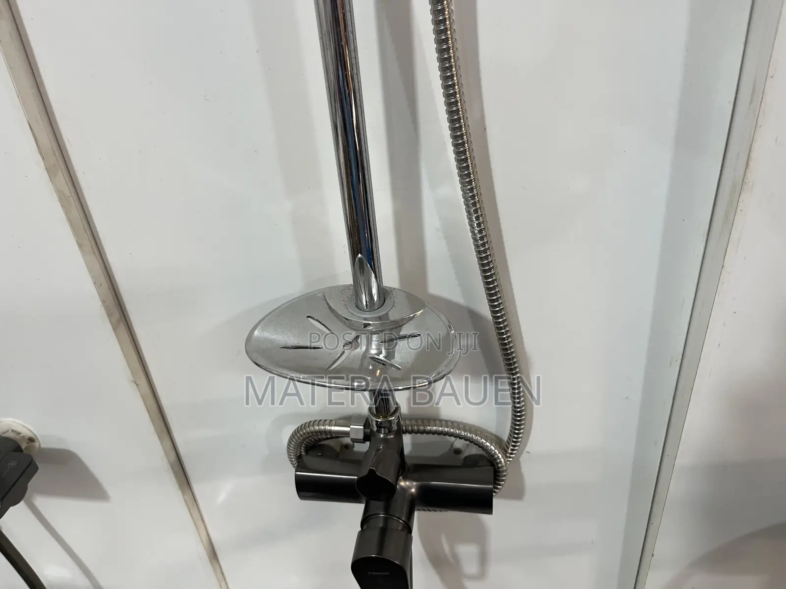 High Quality 3 in 1 Bath Tap With Soap Dish