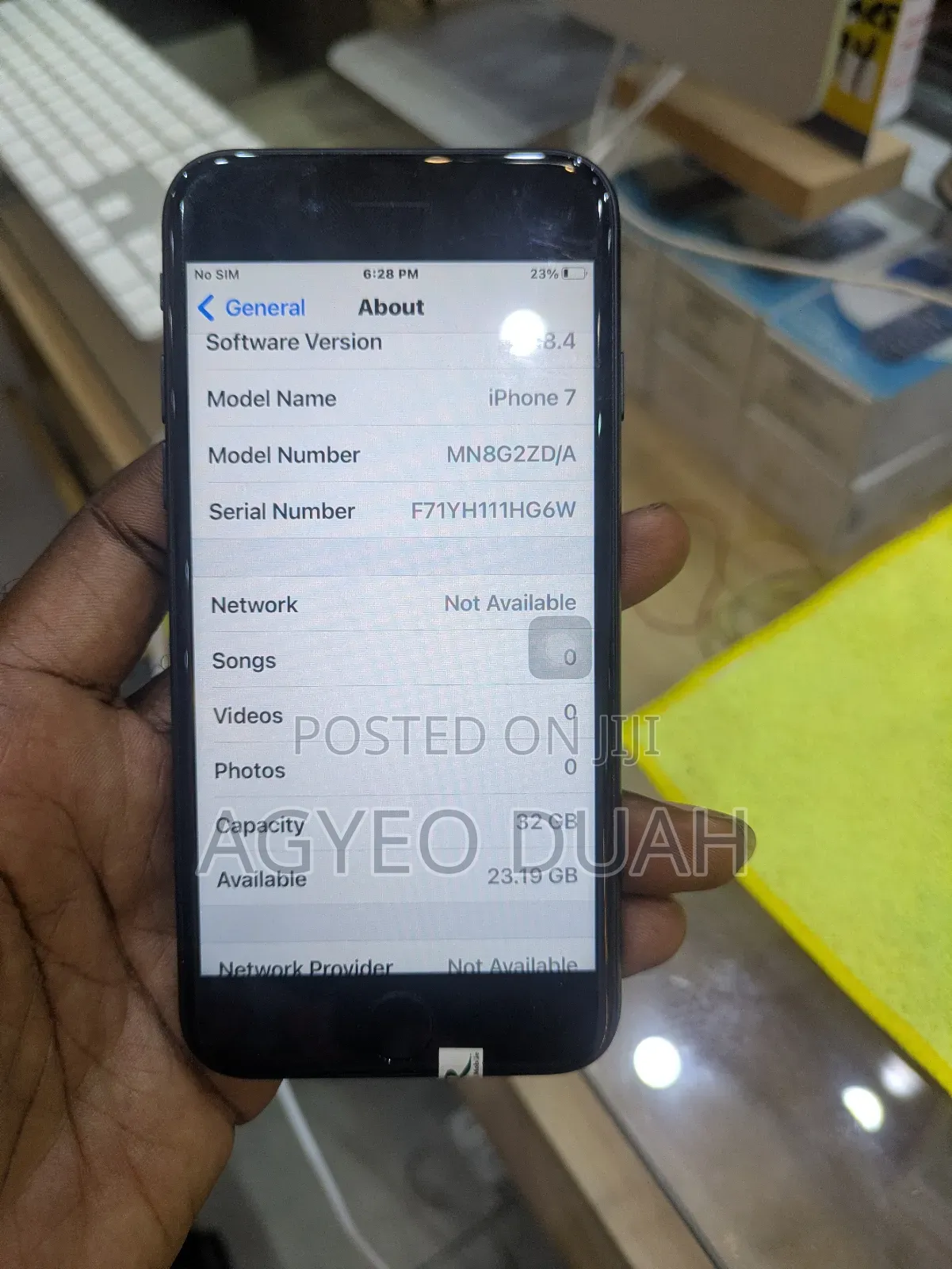 New Apple iPhone 7 32 GB Black