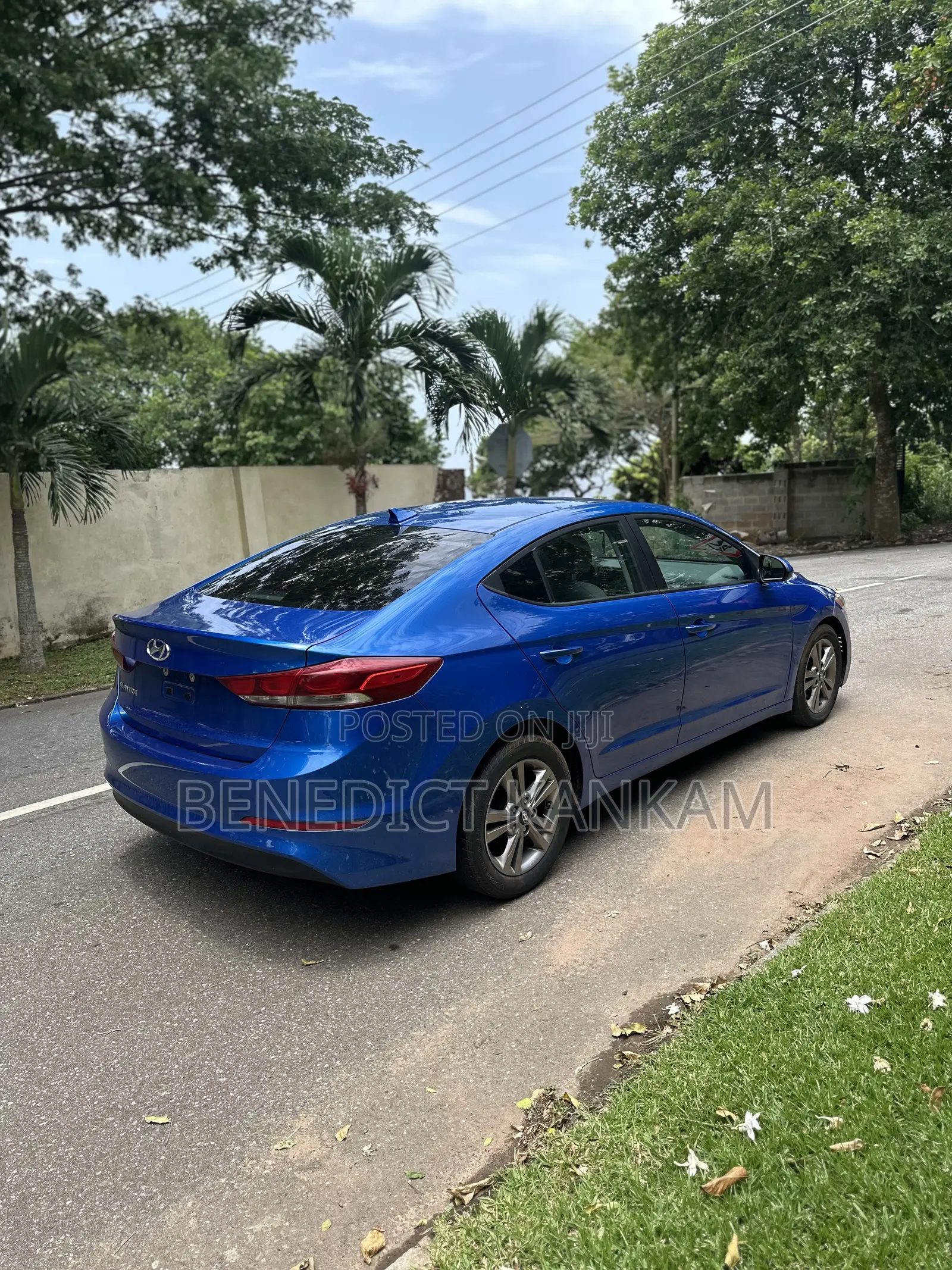 Hyundai Elantra 2017 Blue