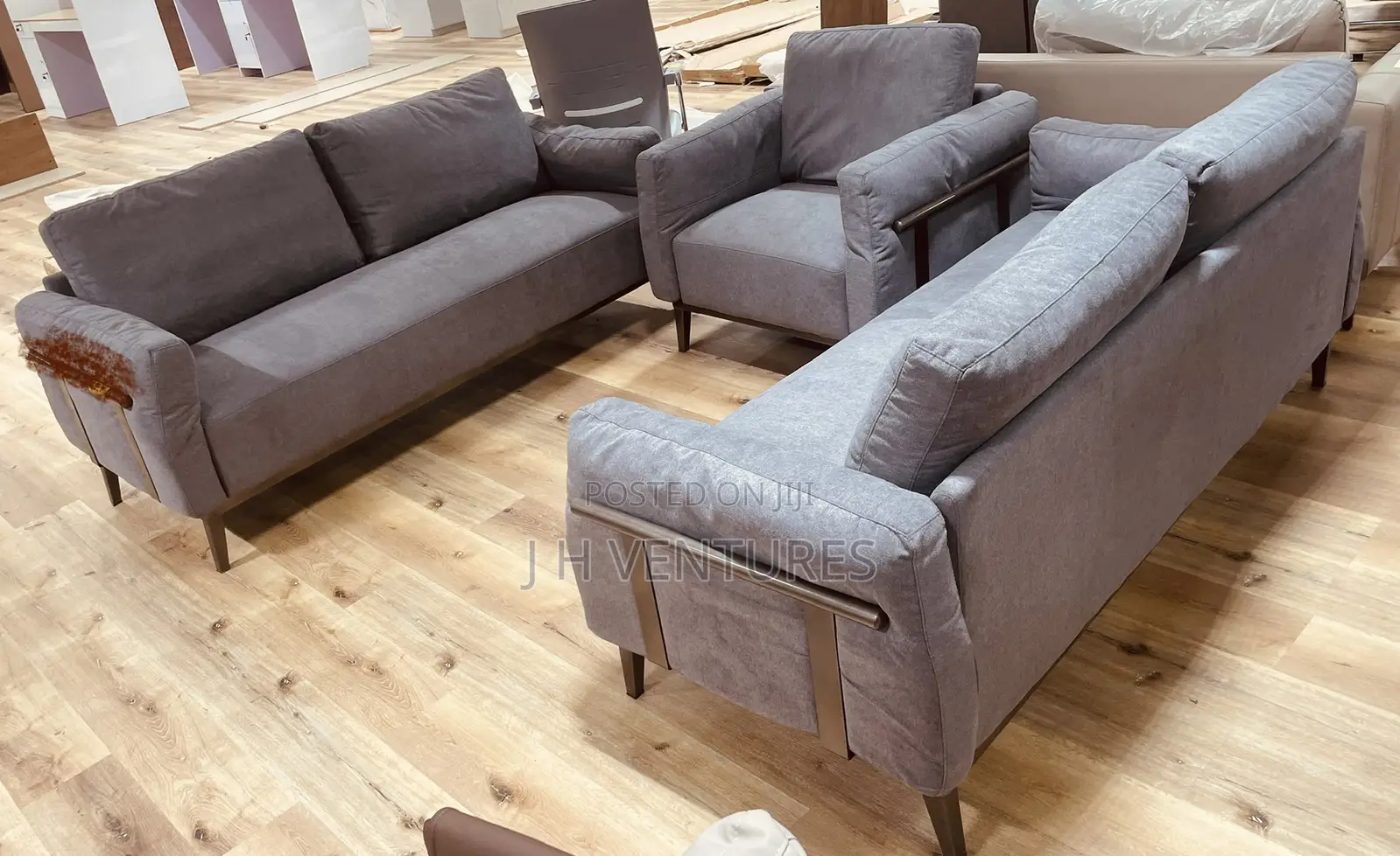 Office Sofa (3+3+1)