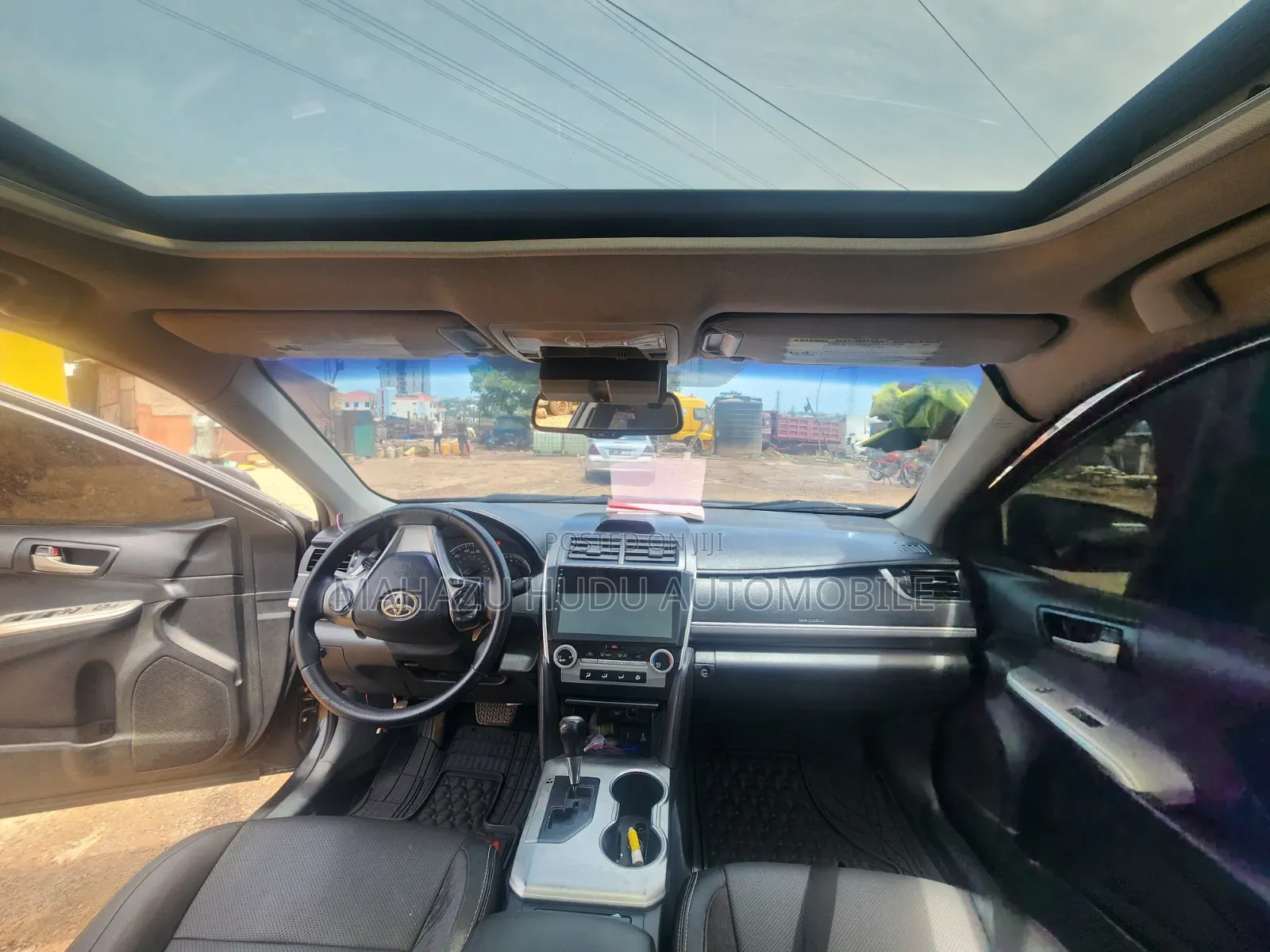 Toyota Camry SE 4dr Sedan (2.5L 4cyl 6A) 2013 Black