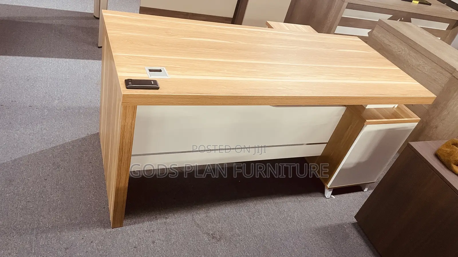 L Shaped Office Desk (2716)