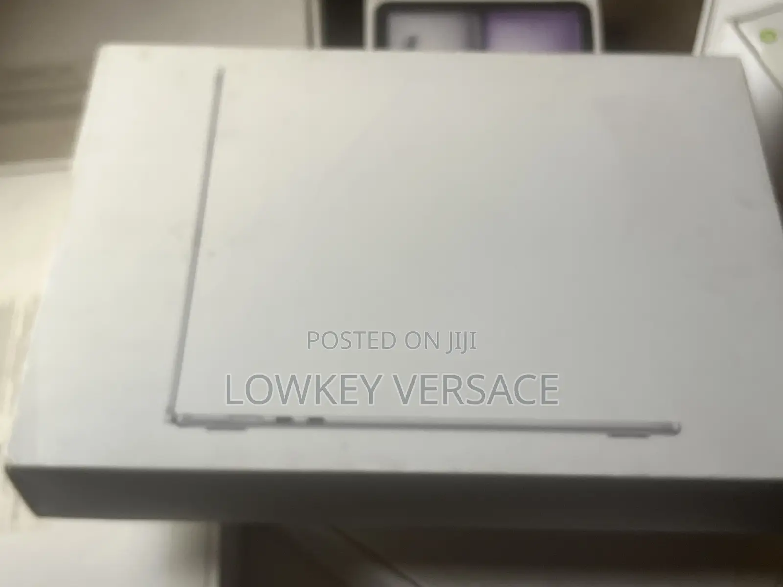 New Laptop Apple MacBook Air 2024 M3 15-inch 16GB Apple M3 SSD 512GB