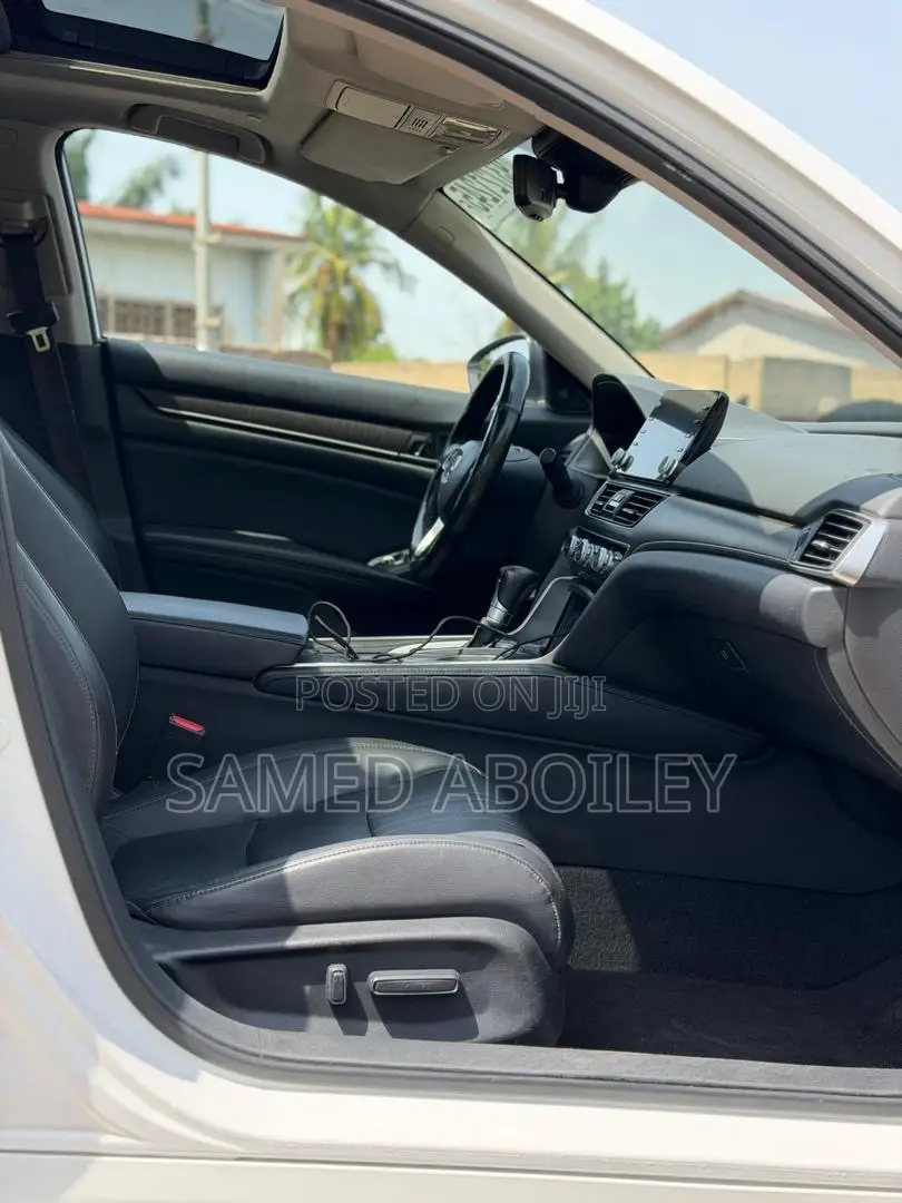 Honda Accord 2018 White