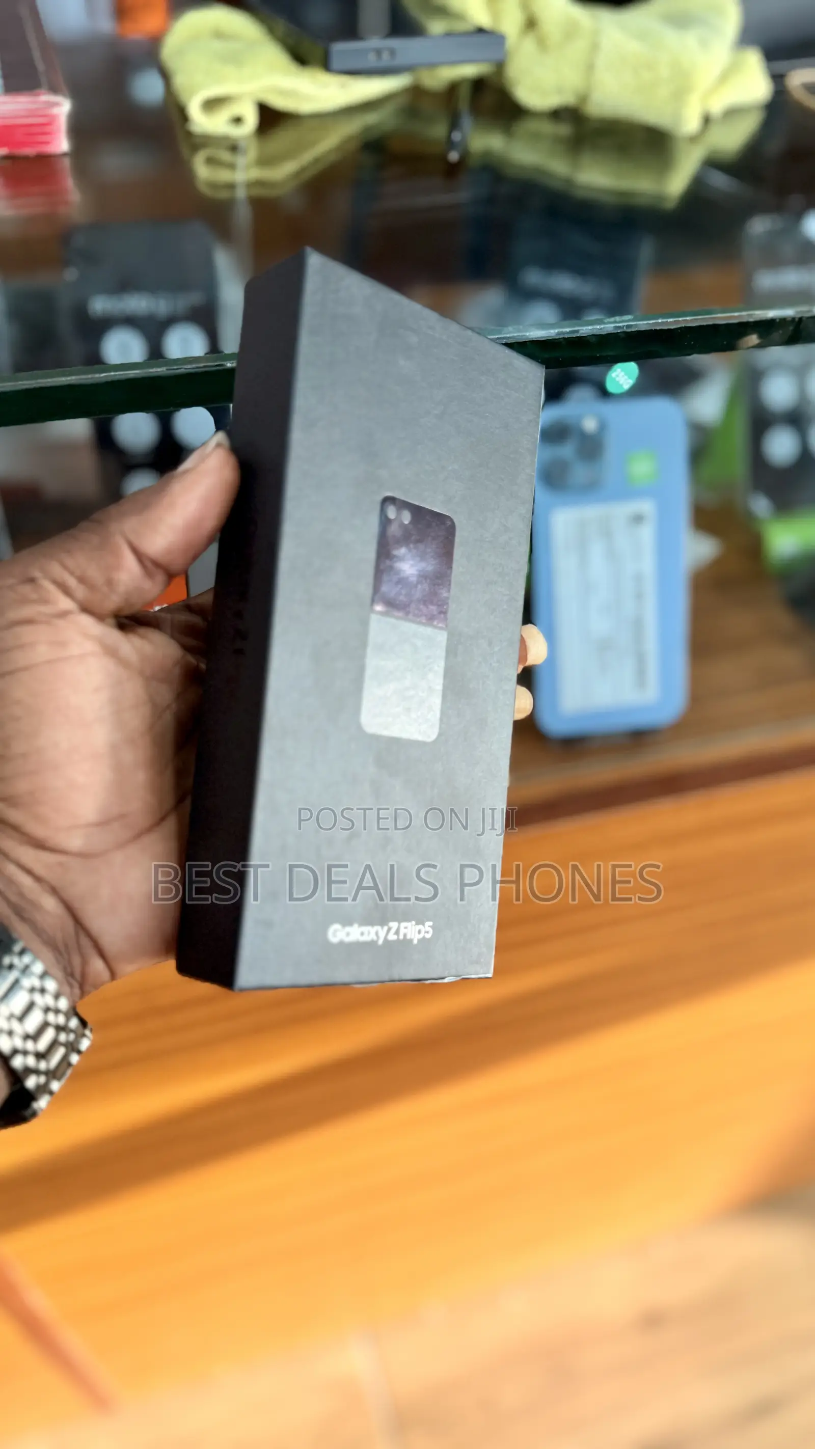 New Samsung Galaxy Z Flip5 256 GB Black