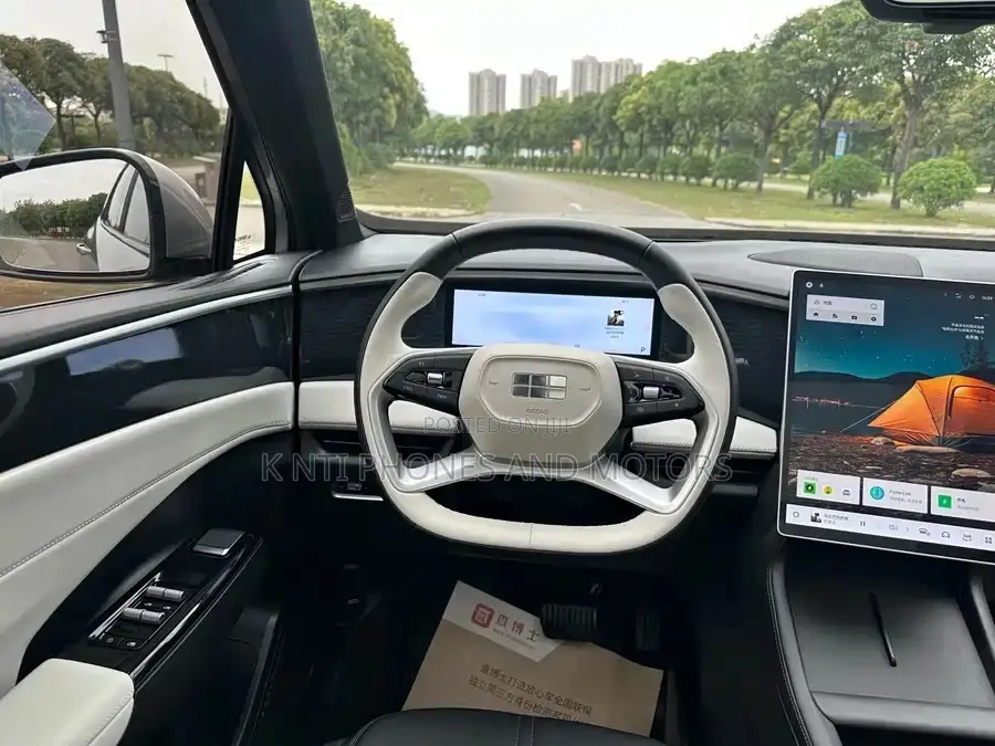 New Geely Galaxy L7 2025 Gray