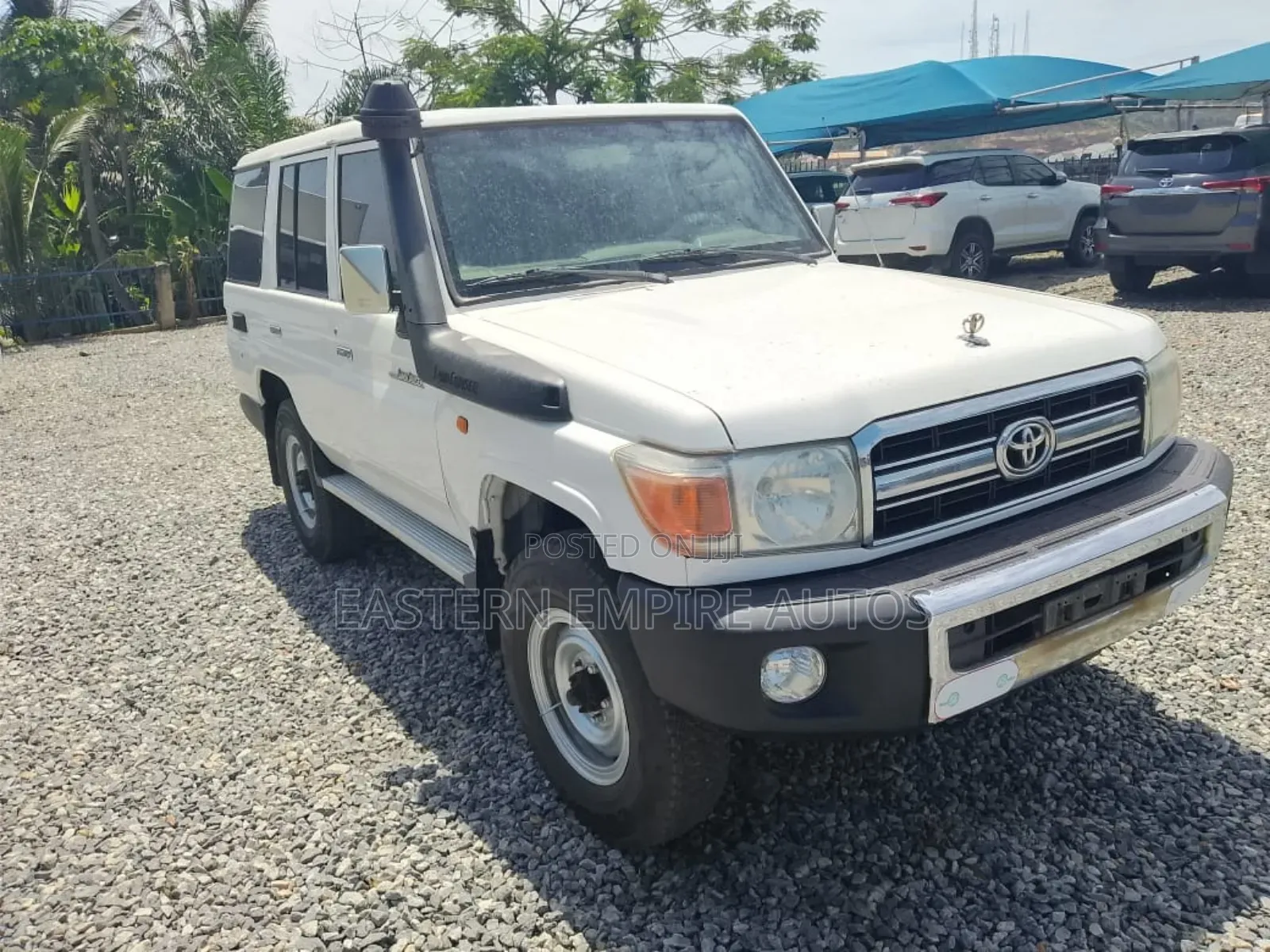 Toyota Land Cruiser Cygnus 4.7 2007 White
