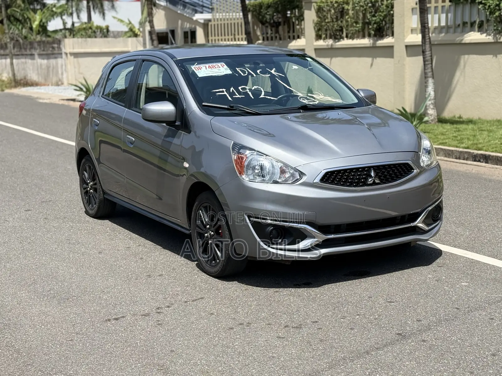 Mitsubishi Mirage SE 2020 Gray