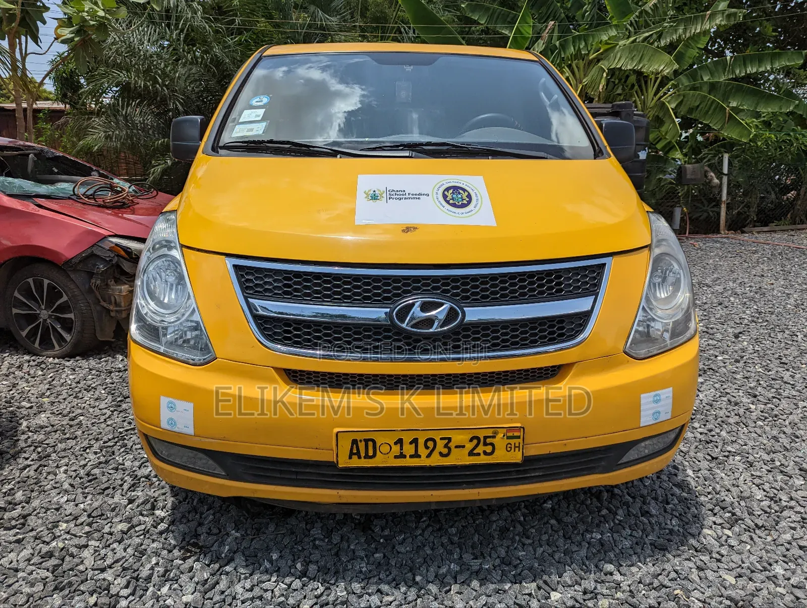 Hyundai Starex 2014 Yellow