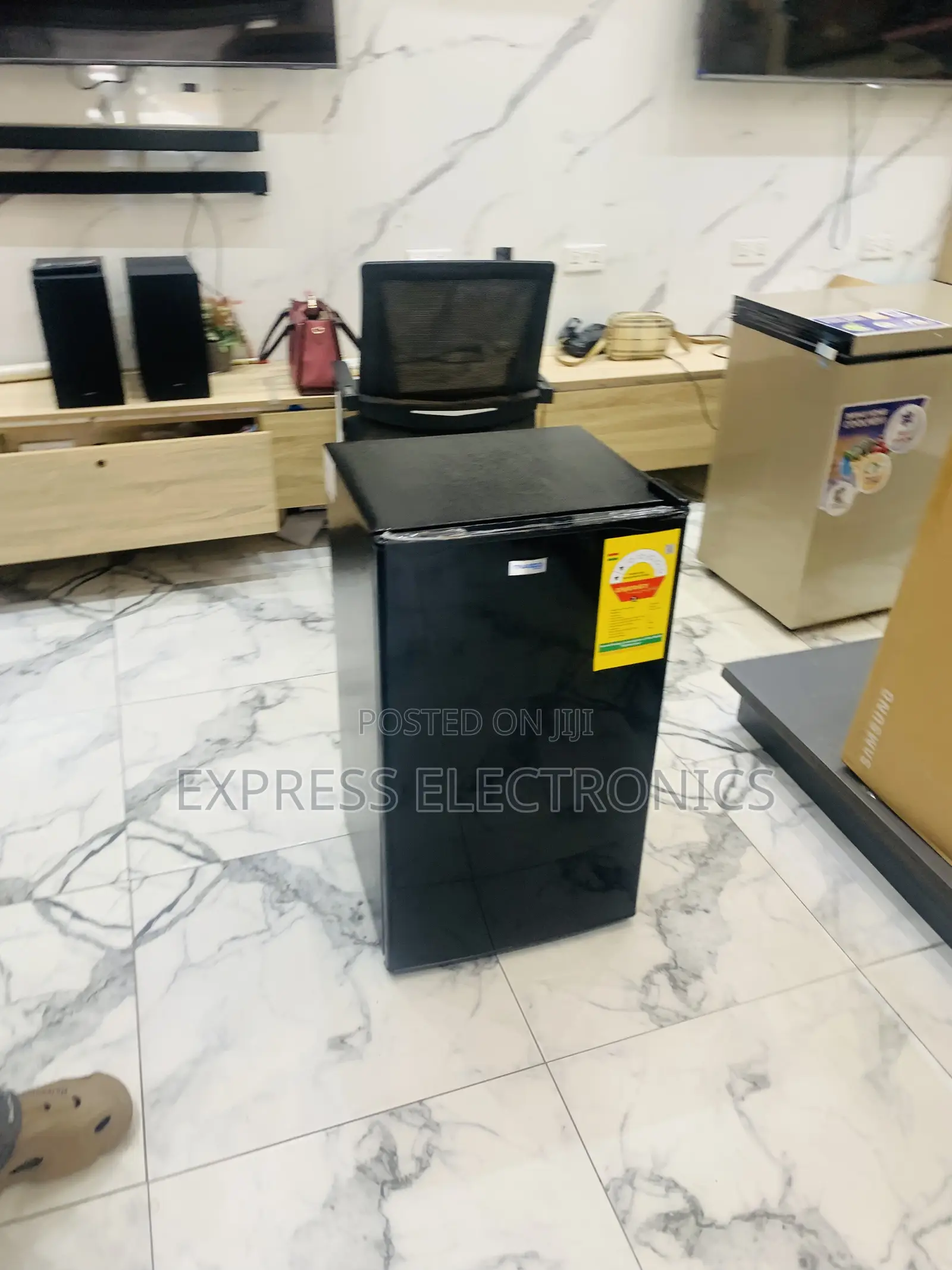 Less Expensive Nasco Nasf1-110fl Single Door Fridge