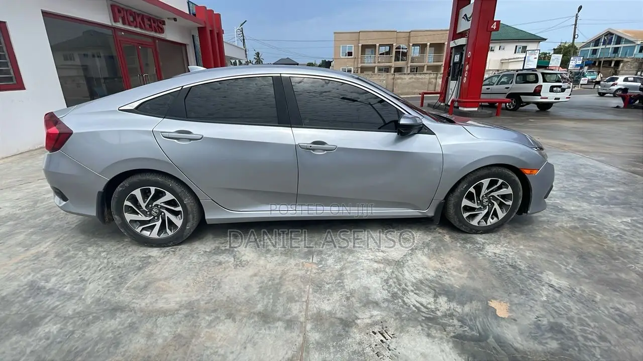 Honda Civic 2017 Silver