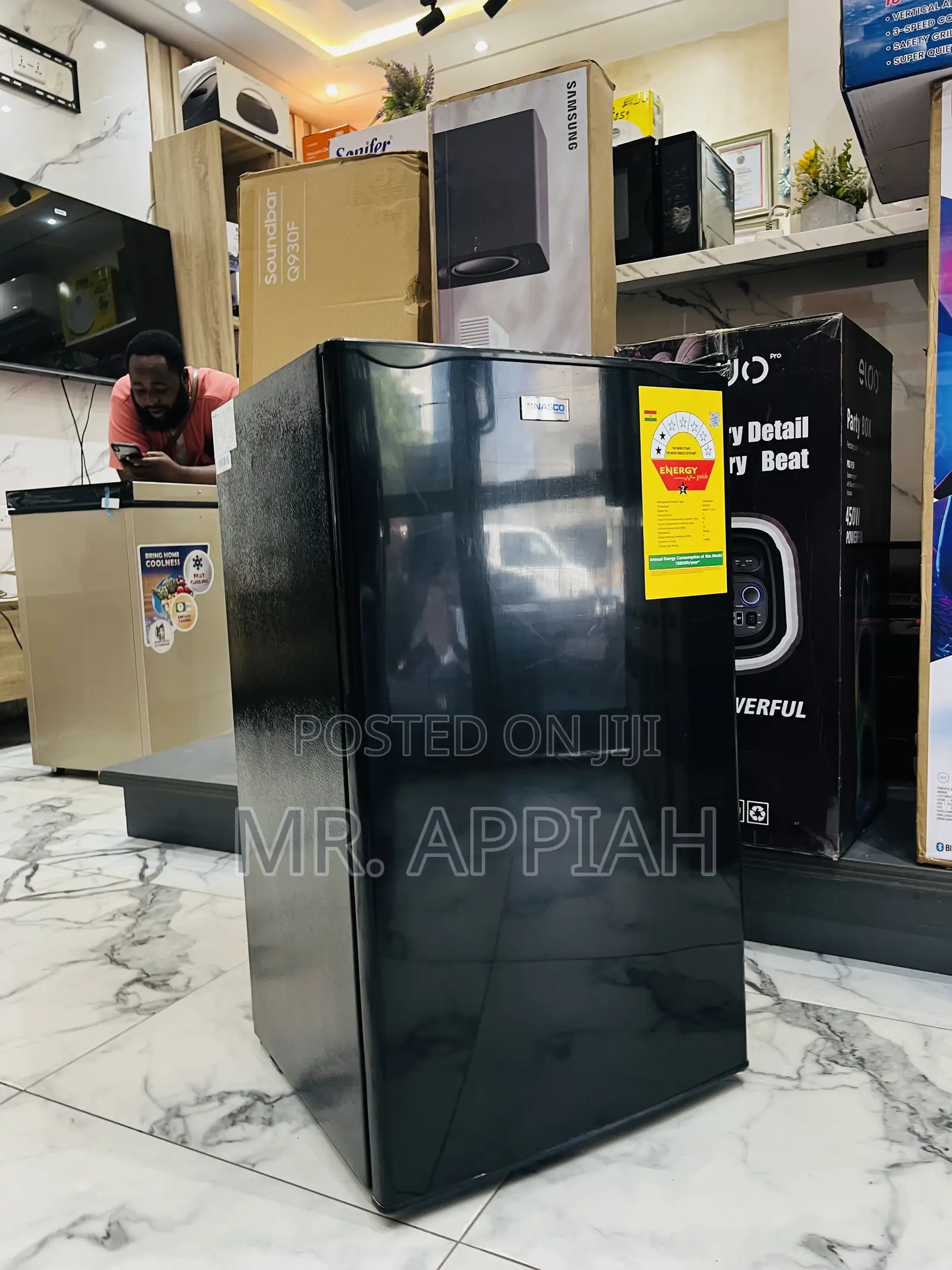 Fast Cooling Nasco Nasf1-110fl Single Door Table Top Fridge 