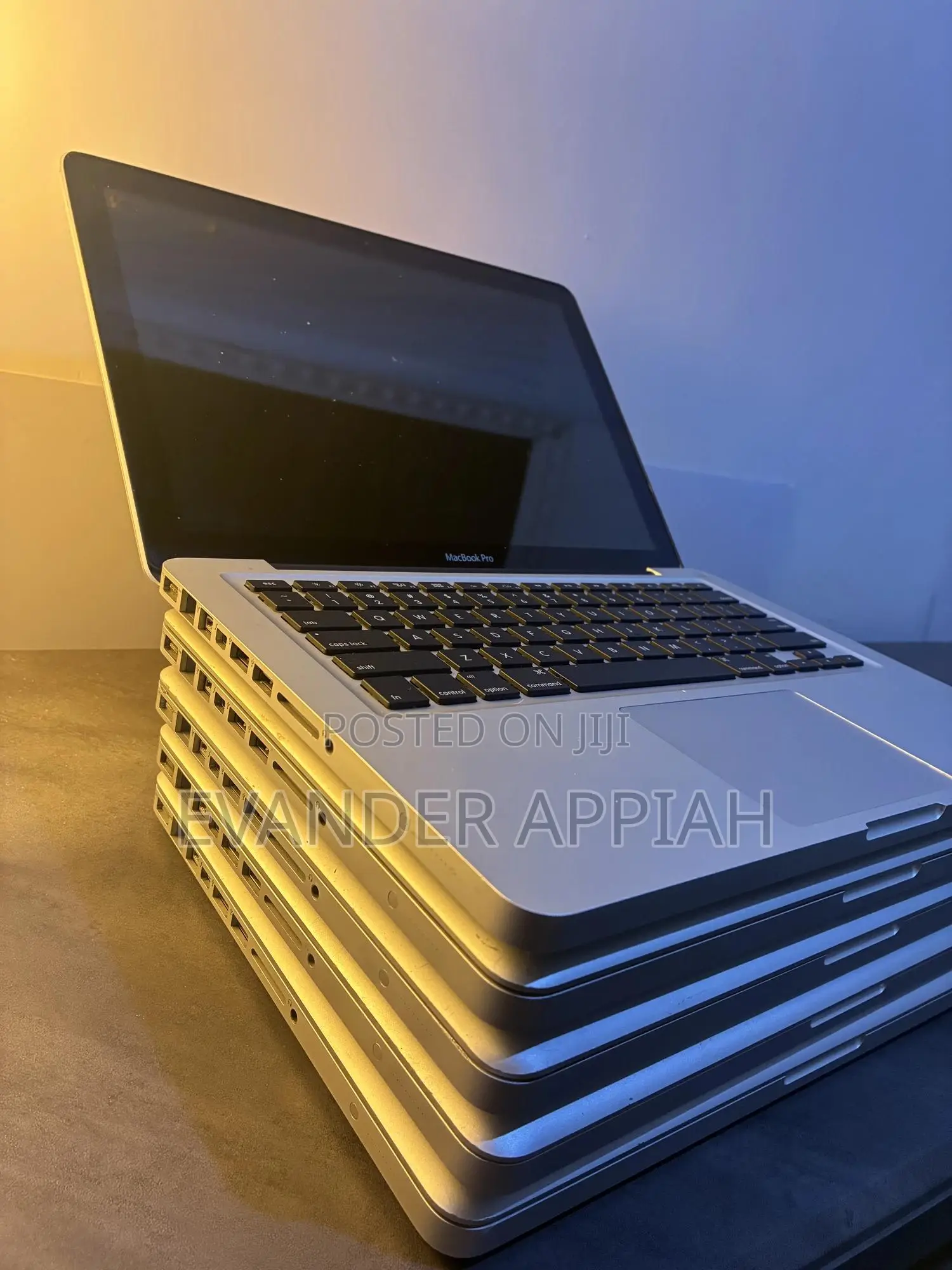Laptop Apple MacBook 2011 8GB Intel Core i5 HDD+SSD 500GB