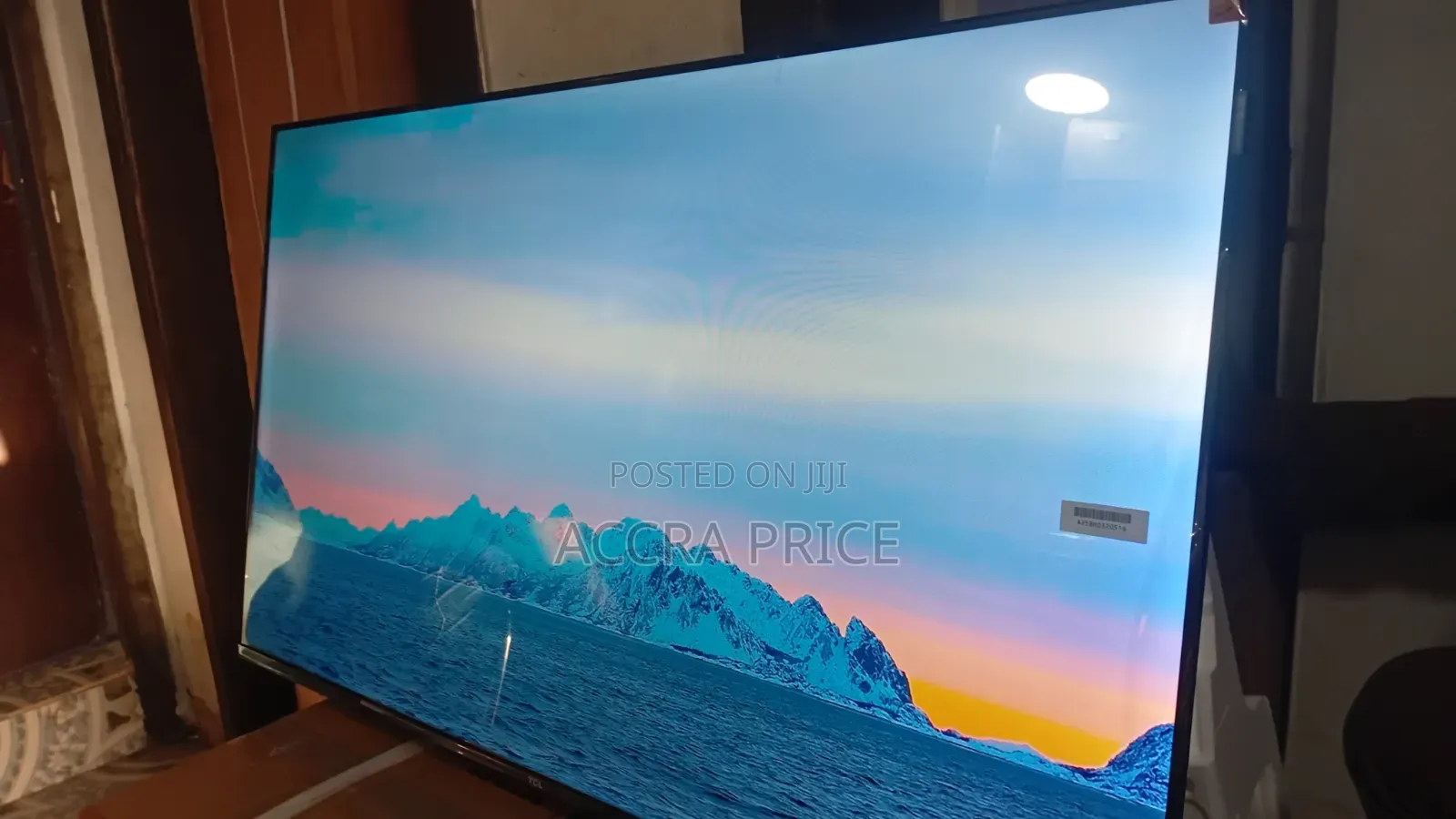 Energy Saving Television 43inches TCL Smart Televisions