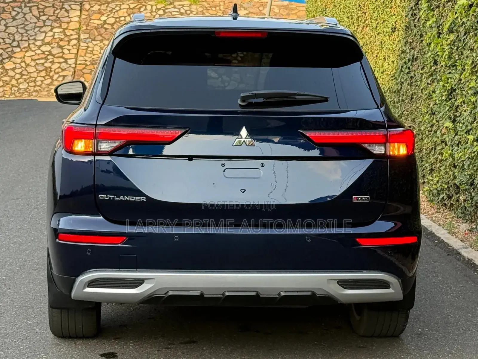 Mitsubishi Outlander SE 2022 Blue