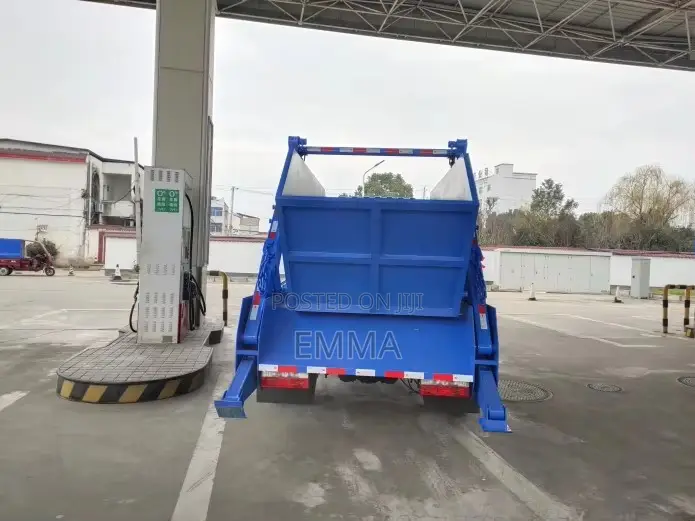 2025 New Dayun Swing Arm Garbage Truck **DISCOUNTED