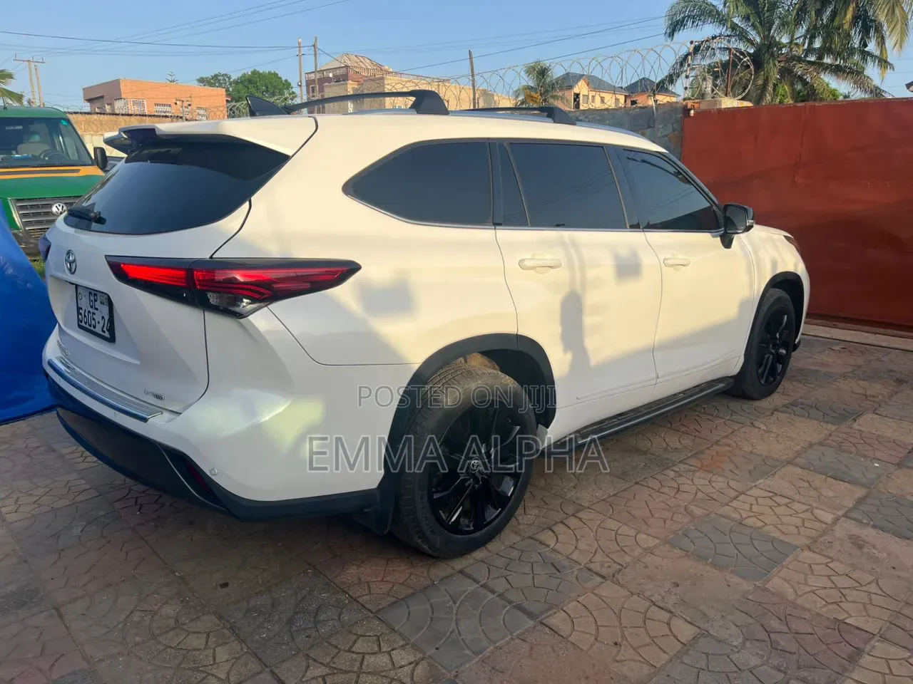 Toyota Highlander Limited AWD 2020 White