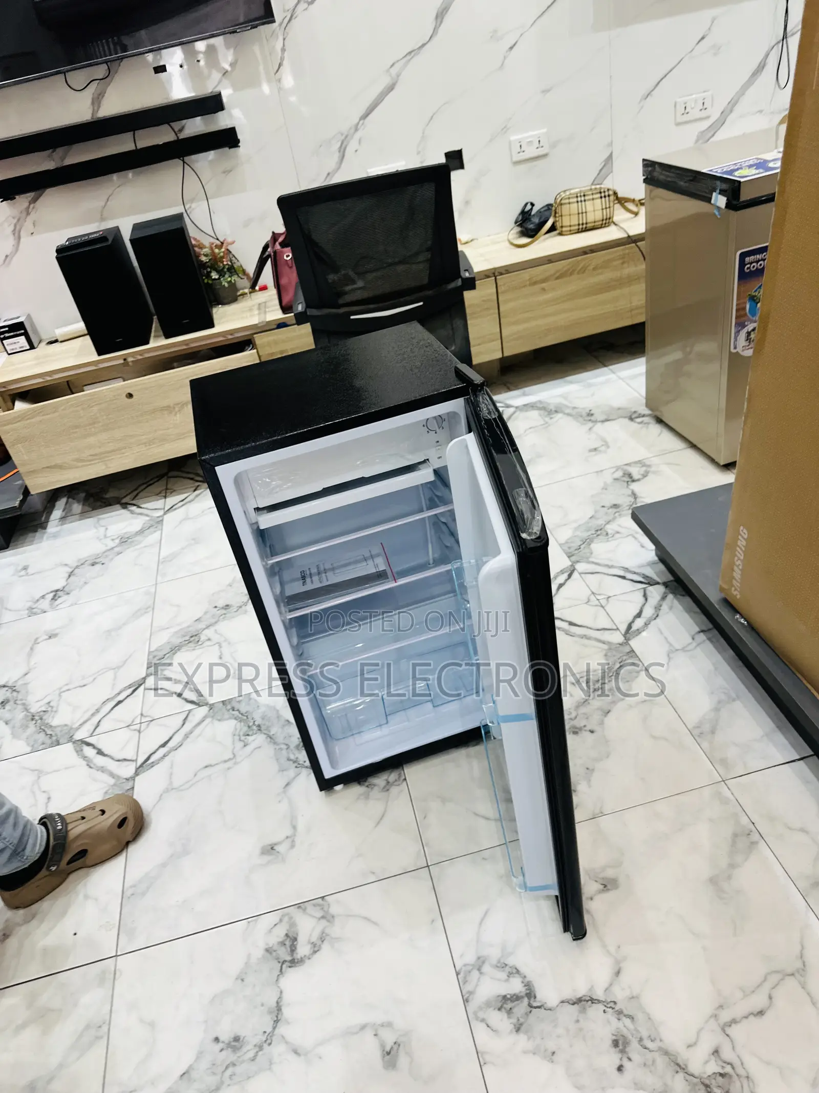 Newly Sealed in Box Table Top Fridge Nasco Nasf1-110fl