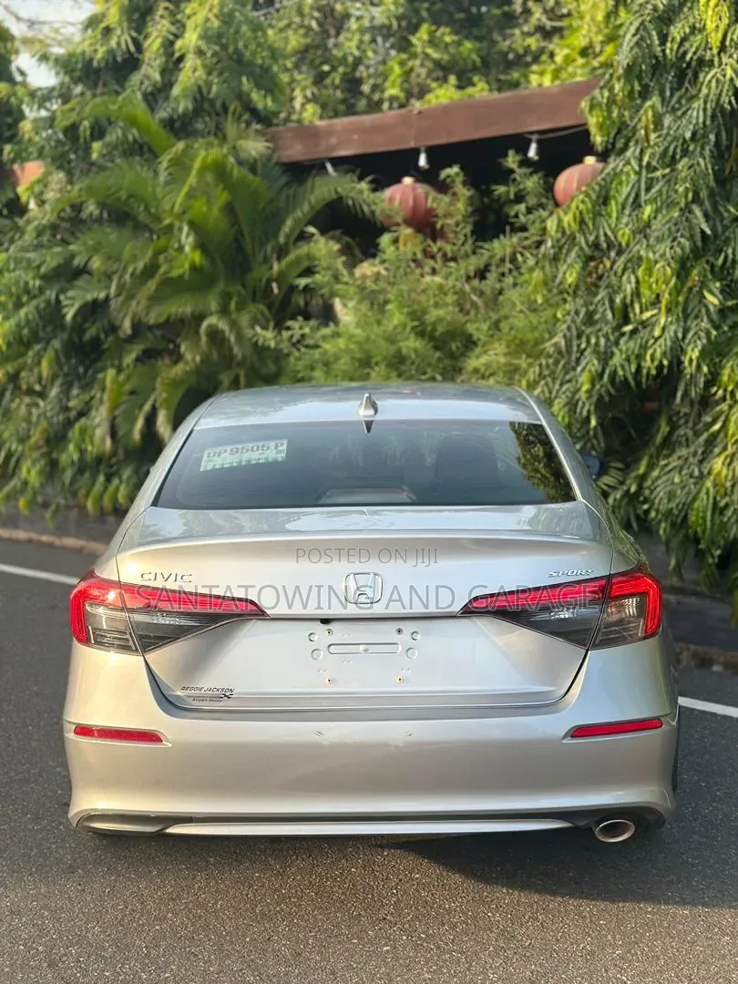 Honda Civic Sport CVT 2024 Silver
