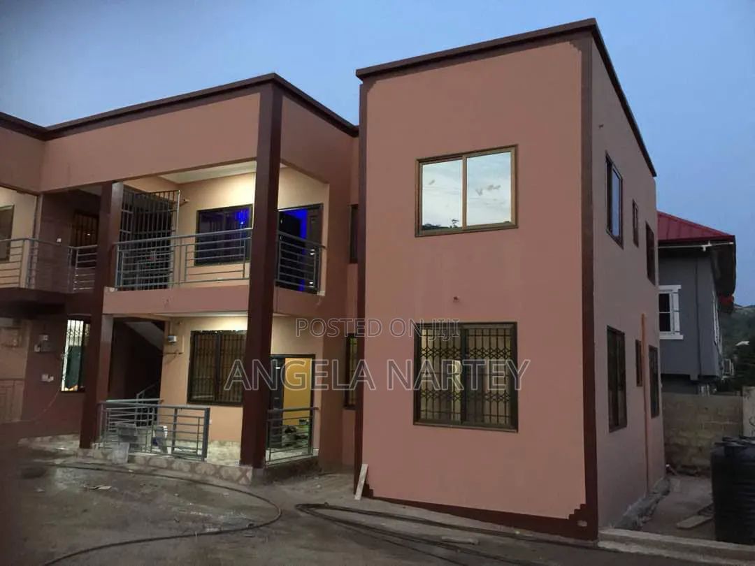 13bdrm Apartment in Kwabenya, Accra Metropolitan for sale