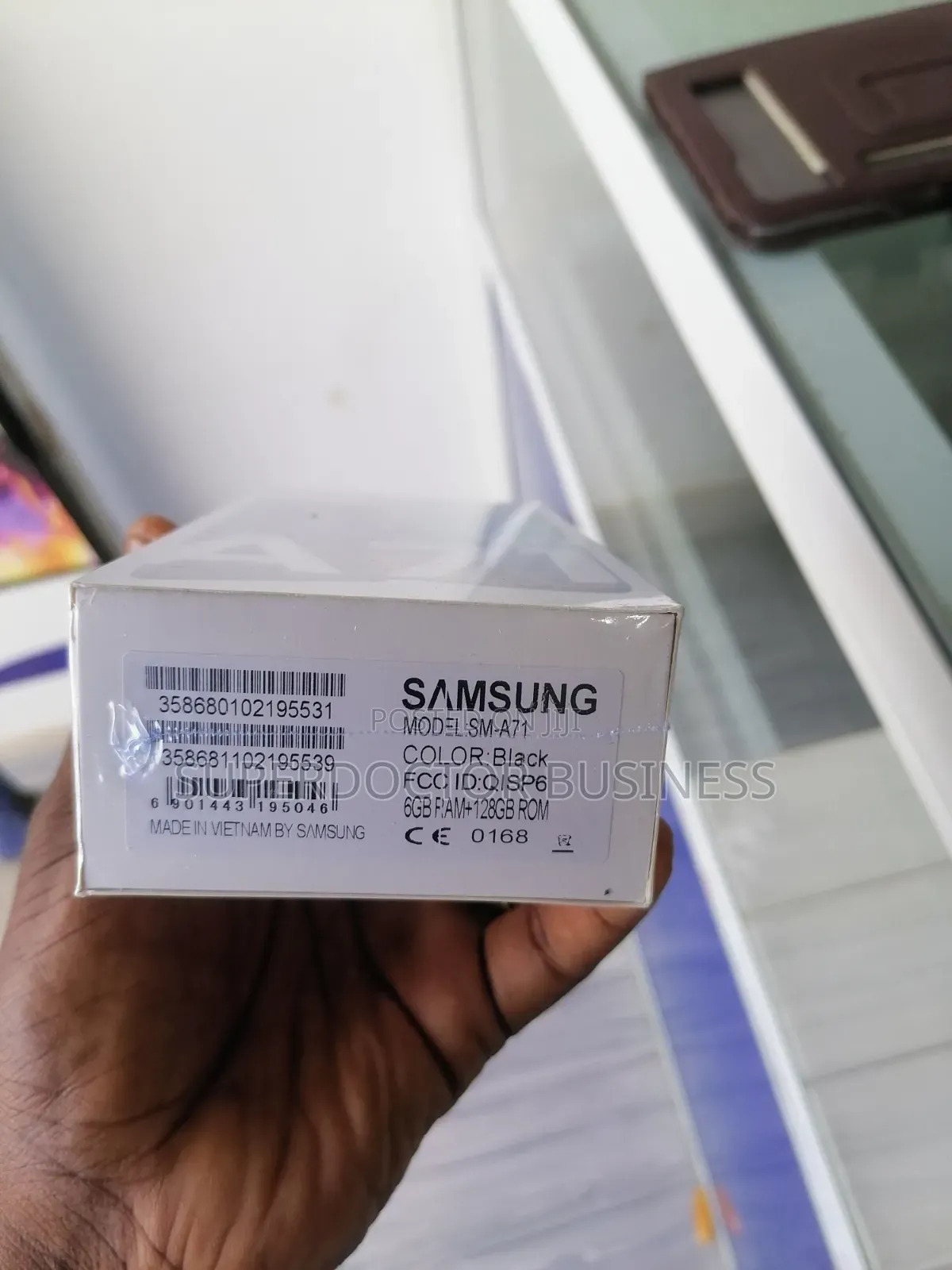 New Samsung Galaxy A71 128 GB Black