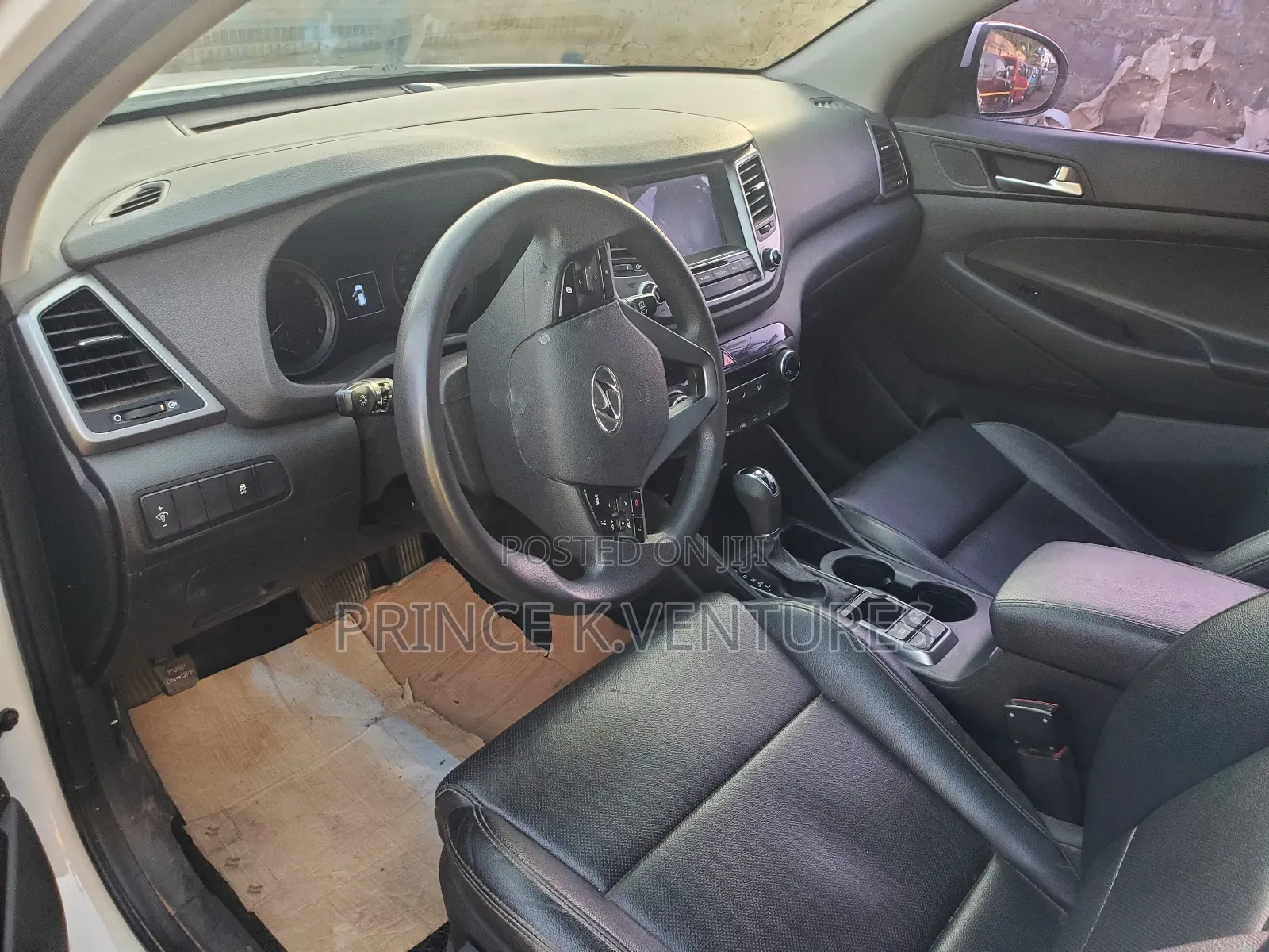 Hyundai Tucson Limited AWD 2019 White