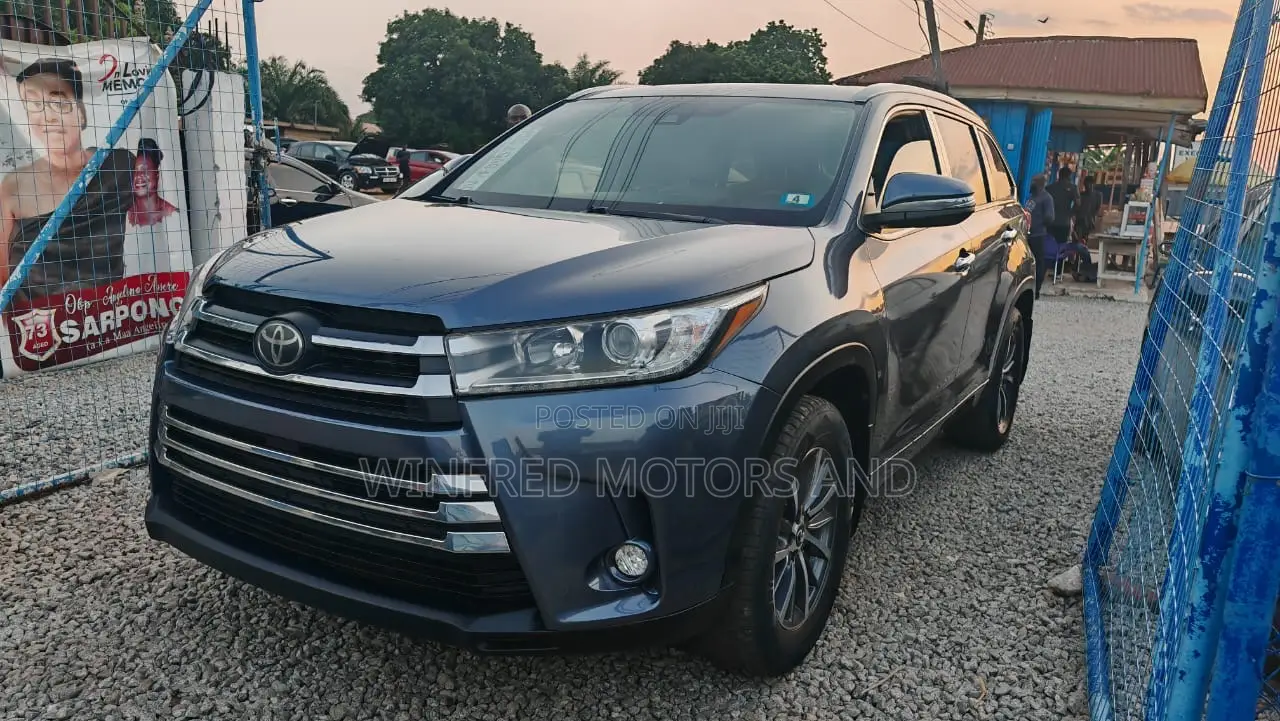 Toyota Highlander Limited 4x4 V6 (3.5L 6cyl 8A) 2018 Blue