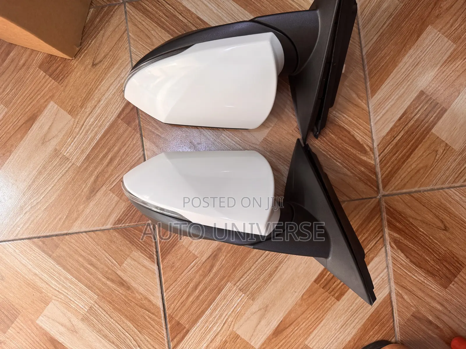 Hyundai Elantra 2021, 2022, 2023, 2024 Mirror With Light and Sensor