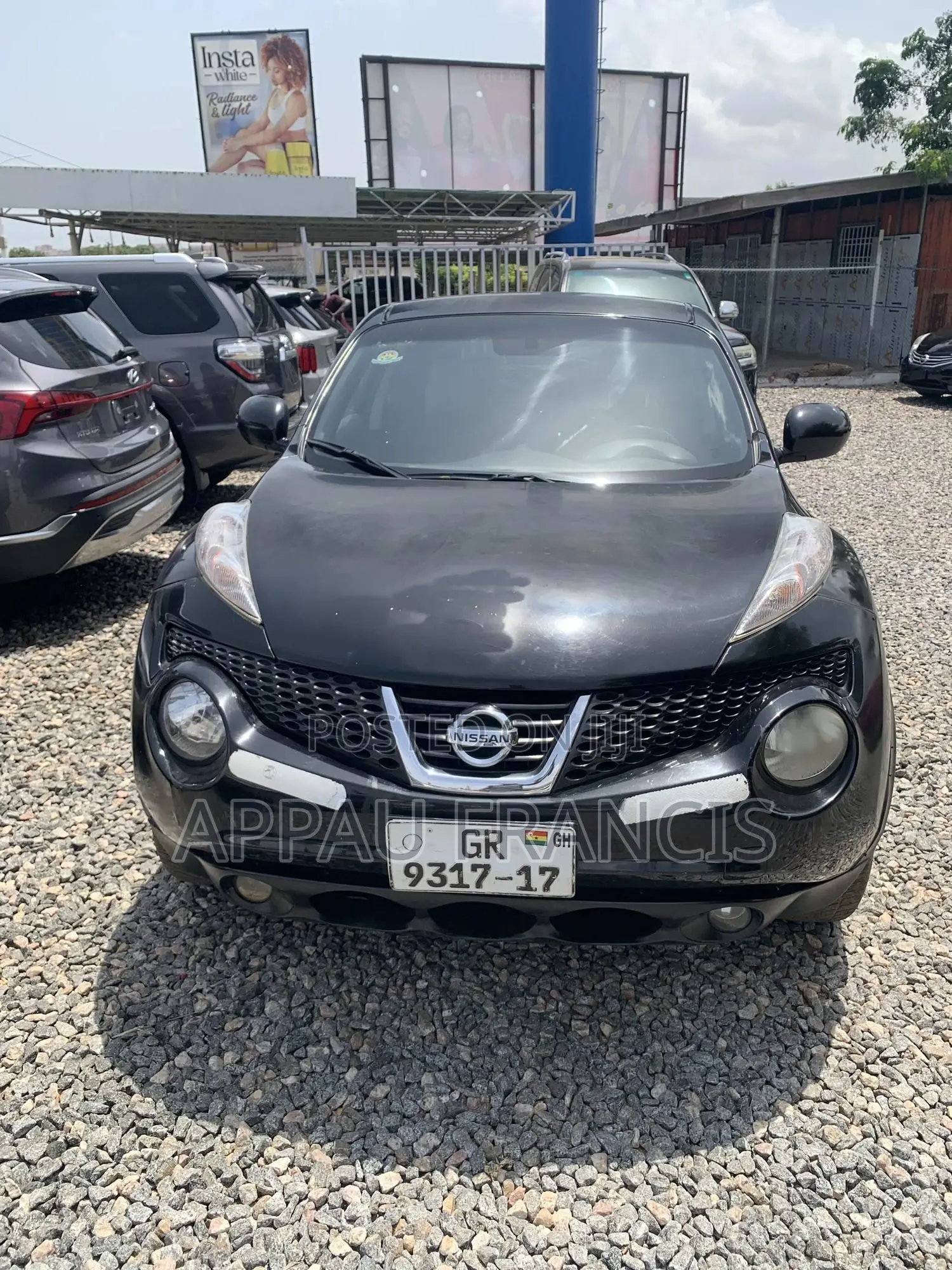 Nissan Juke S 4dr Hatchback AWD (1.6L 4cyl Turbo CVT) 2015 Black