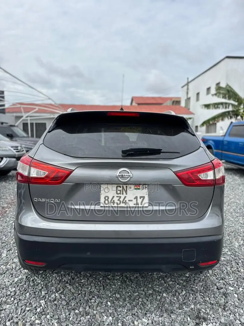 Nissan Qashqai 2017 Gray