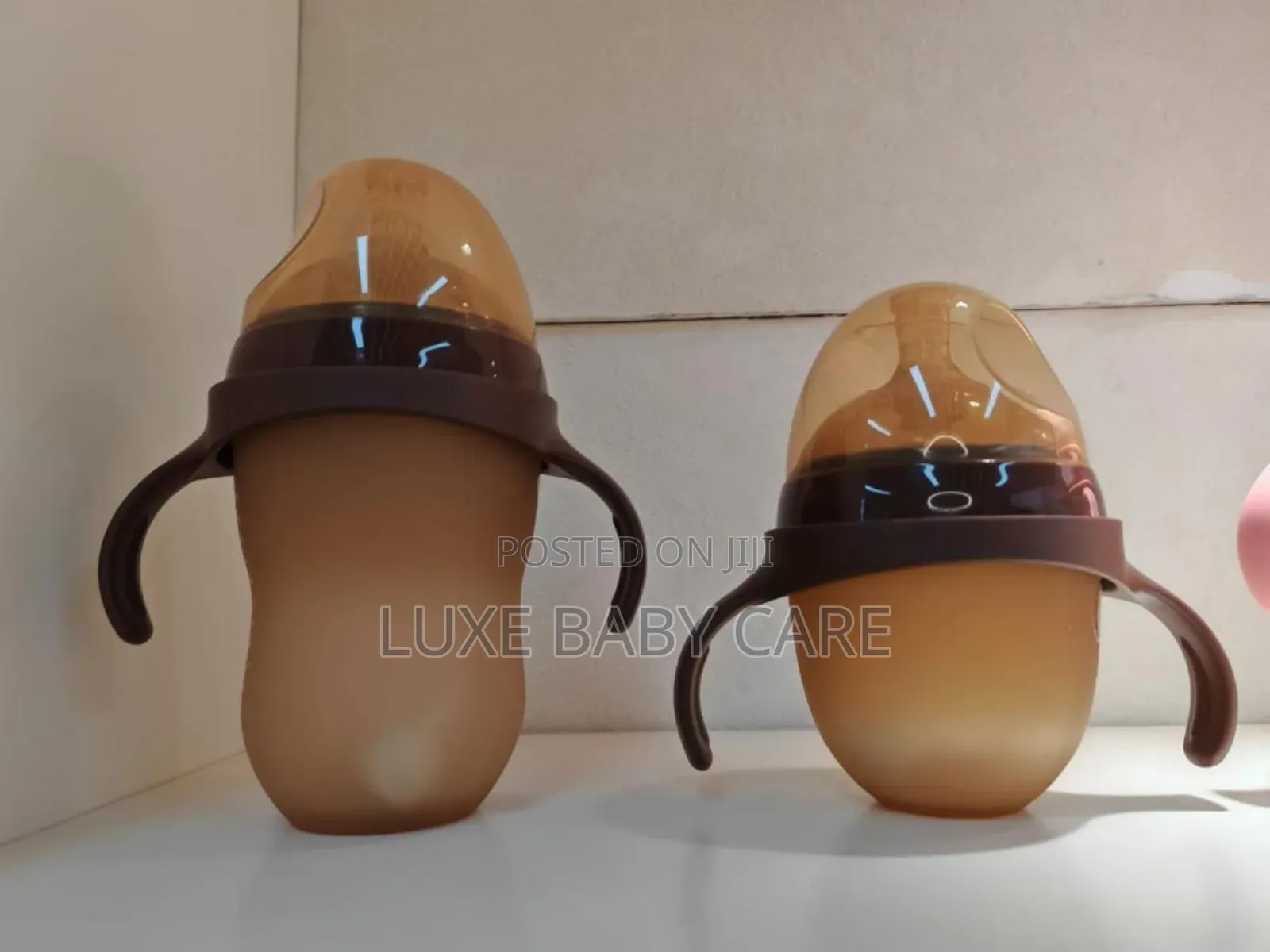 Anti-Colic, Gas-Free Feeding Feeding Bottle