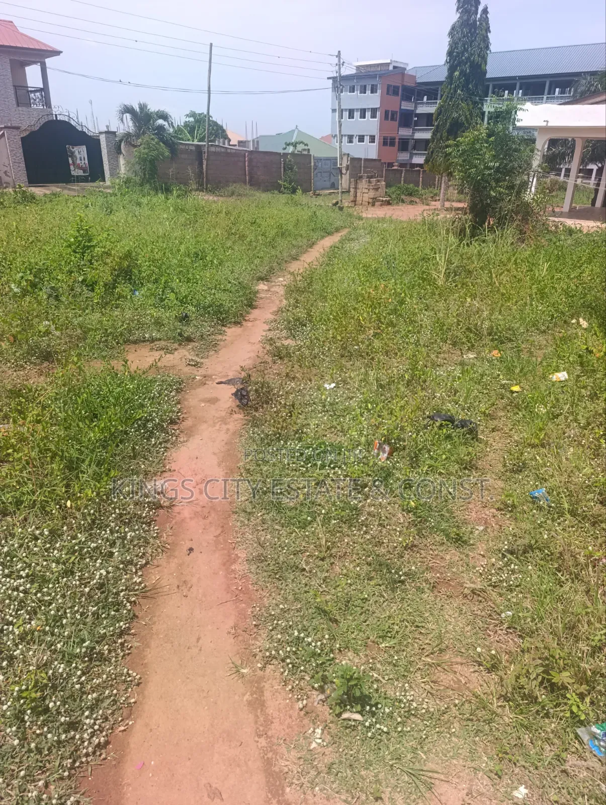 Land+ 2br Hse for Sale at New Bortiano