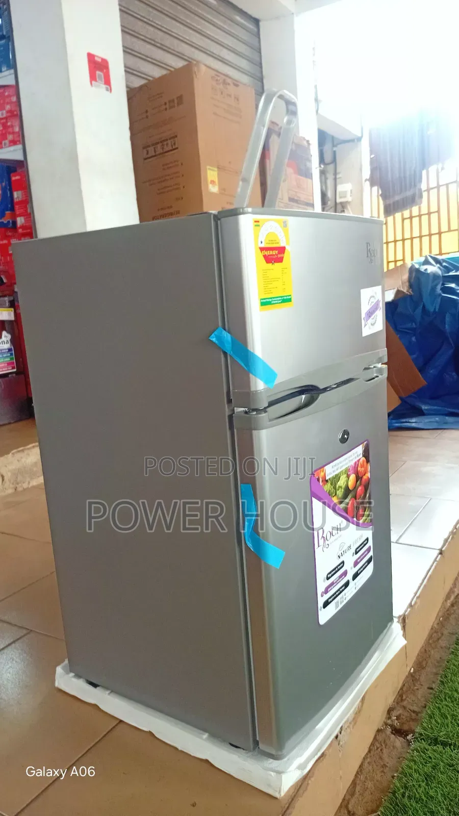 Roch RFR-110d-B Mini Fridge – Cool Comfort Everyday