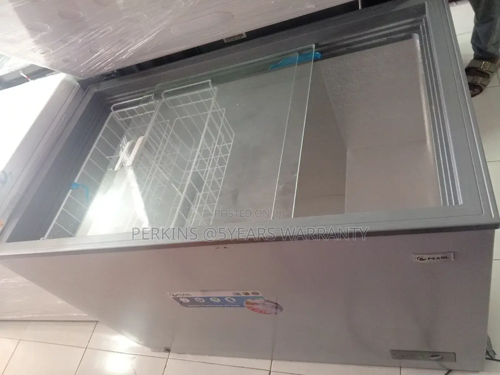 Pearl Fresh Lock 316 Liters Chest Freezer