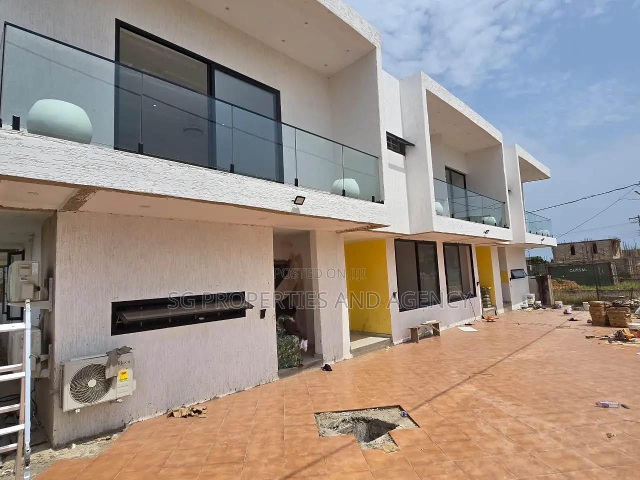 2bdrm Townhouse / Terrace in Lashibi, Sakumono for rent