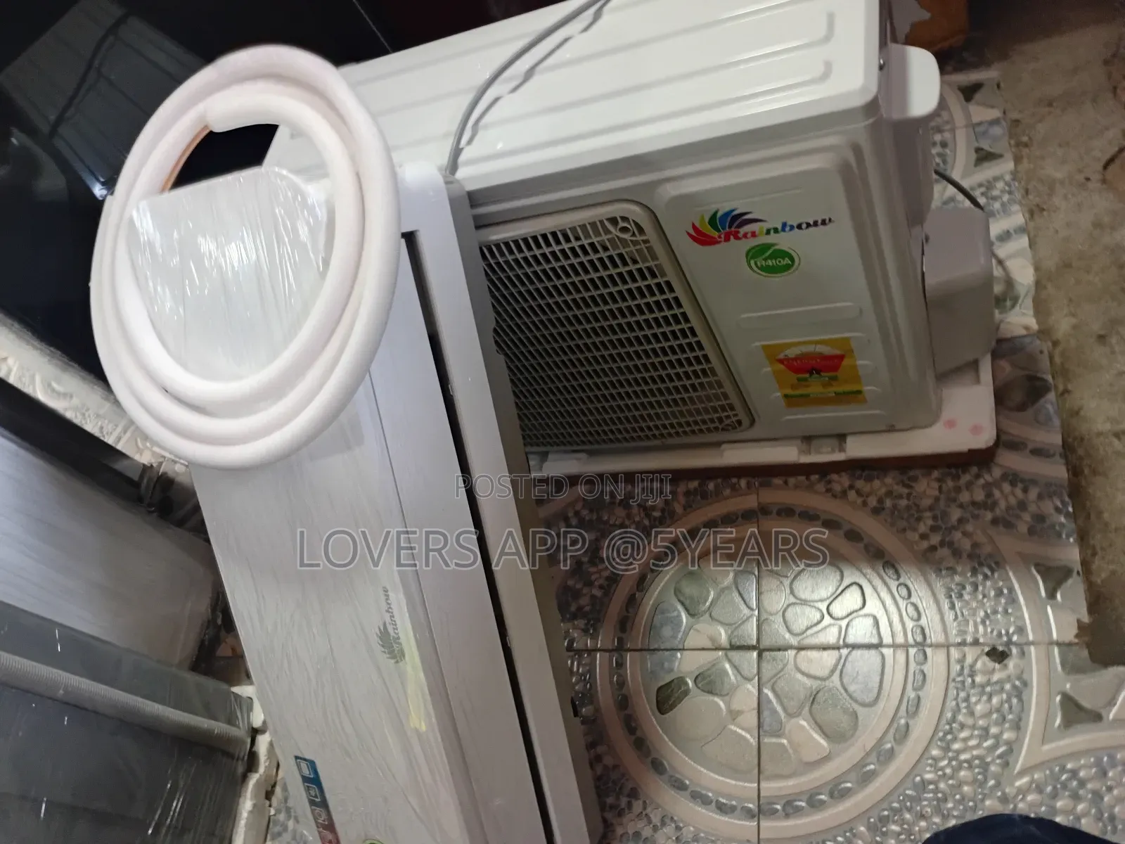 Rainbow 1.5hp Chillmaster White Window Air Conditioner.