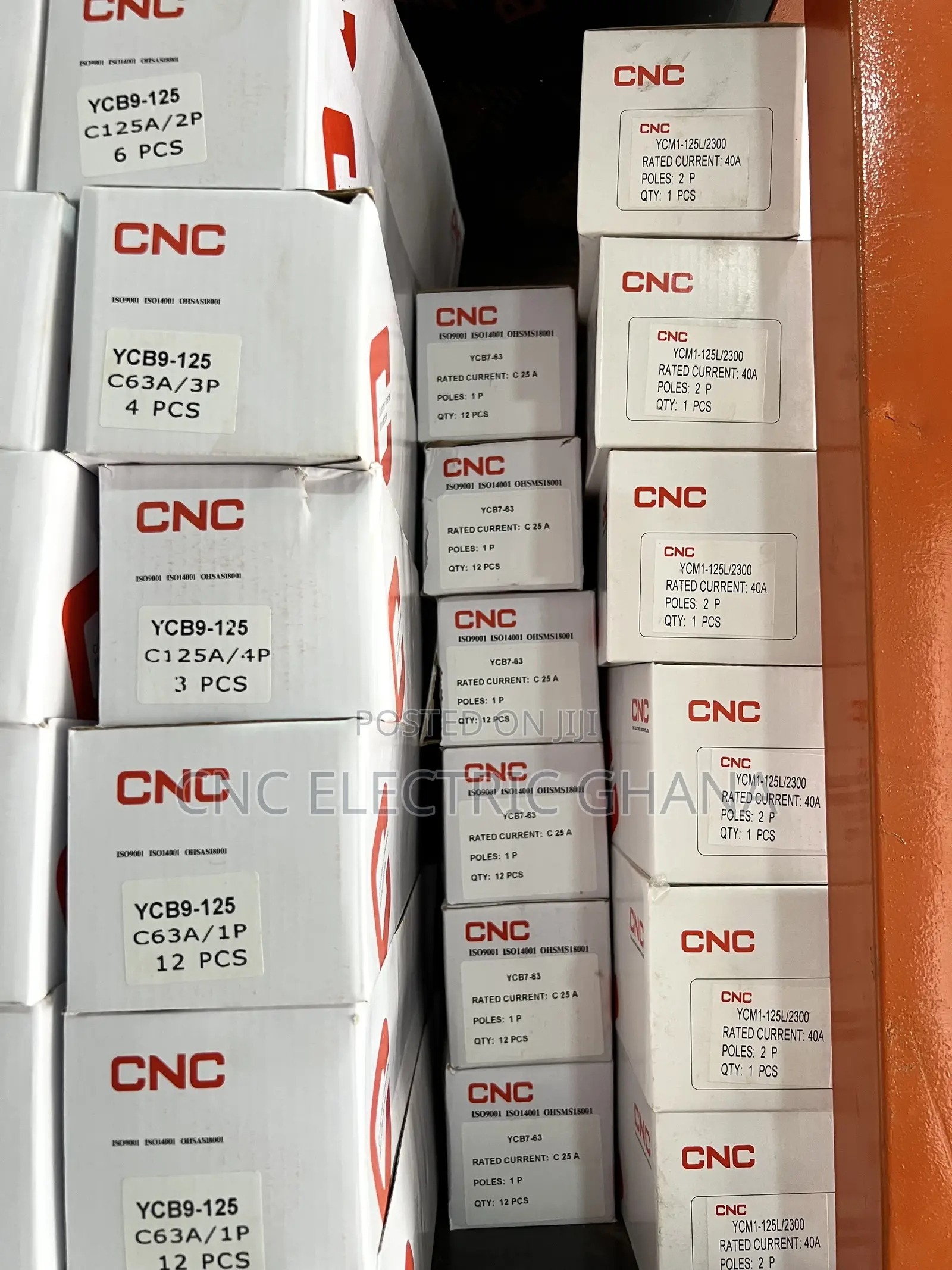 Molded Case Circuit Breaker
