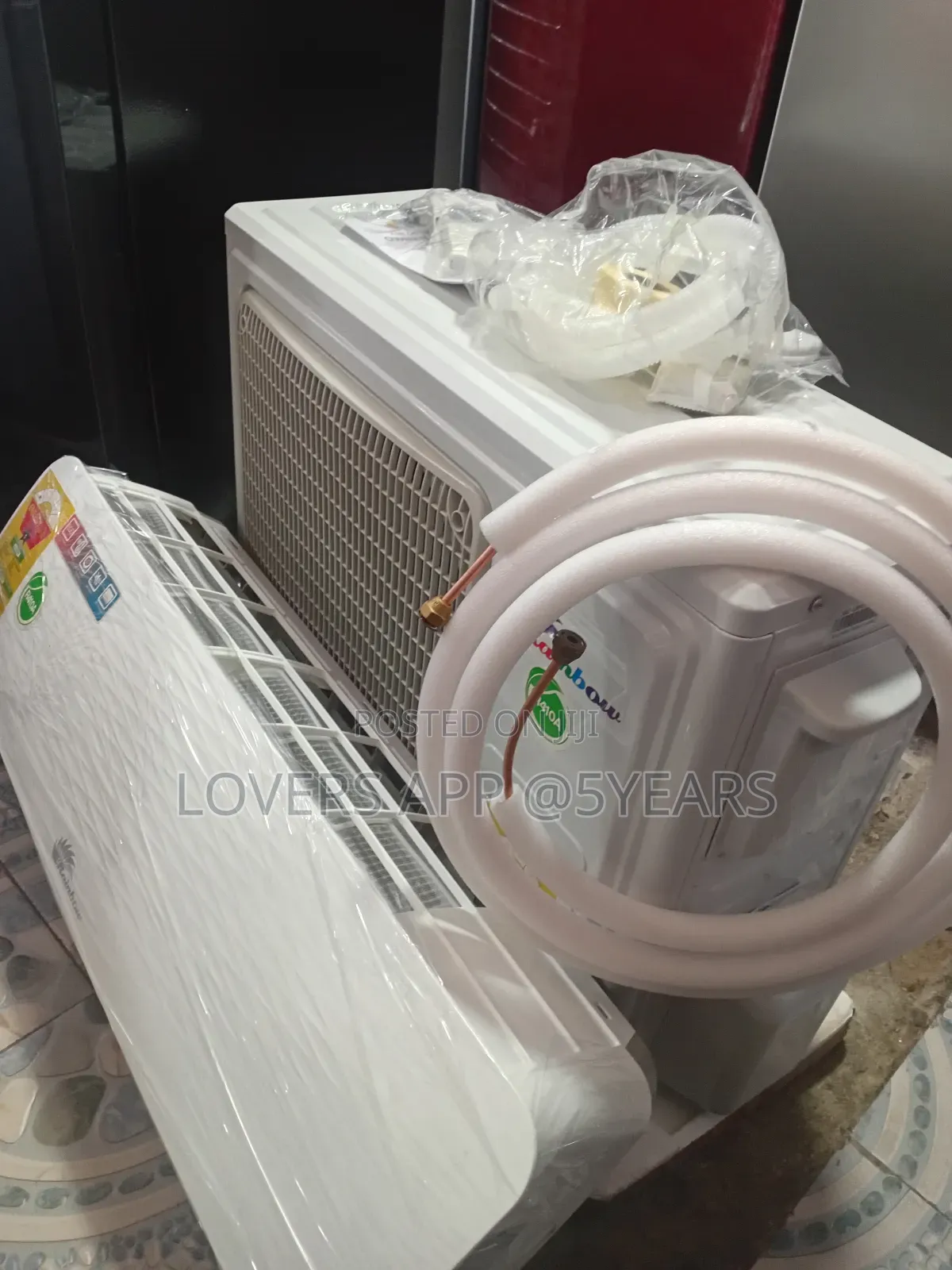 1.5hp White Rainbow Smartcool Window Ac Unit.