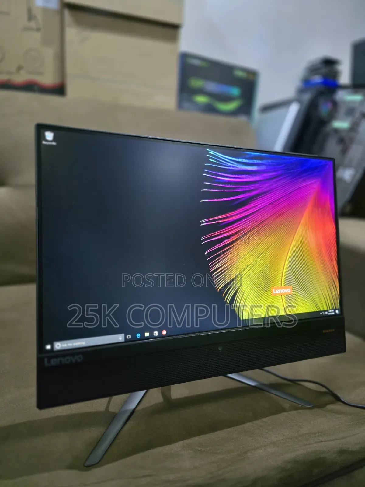 Desktop Computer Lenovo ideacentre AIO 520 8GB AMD A6 SSHD (Hybrid) 1T