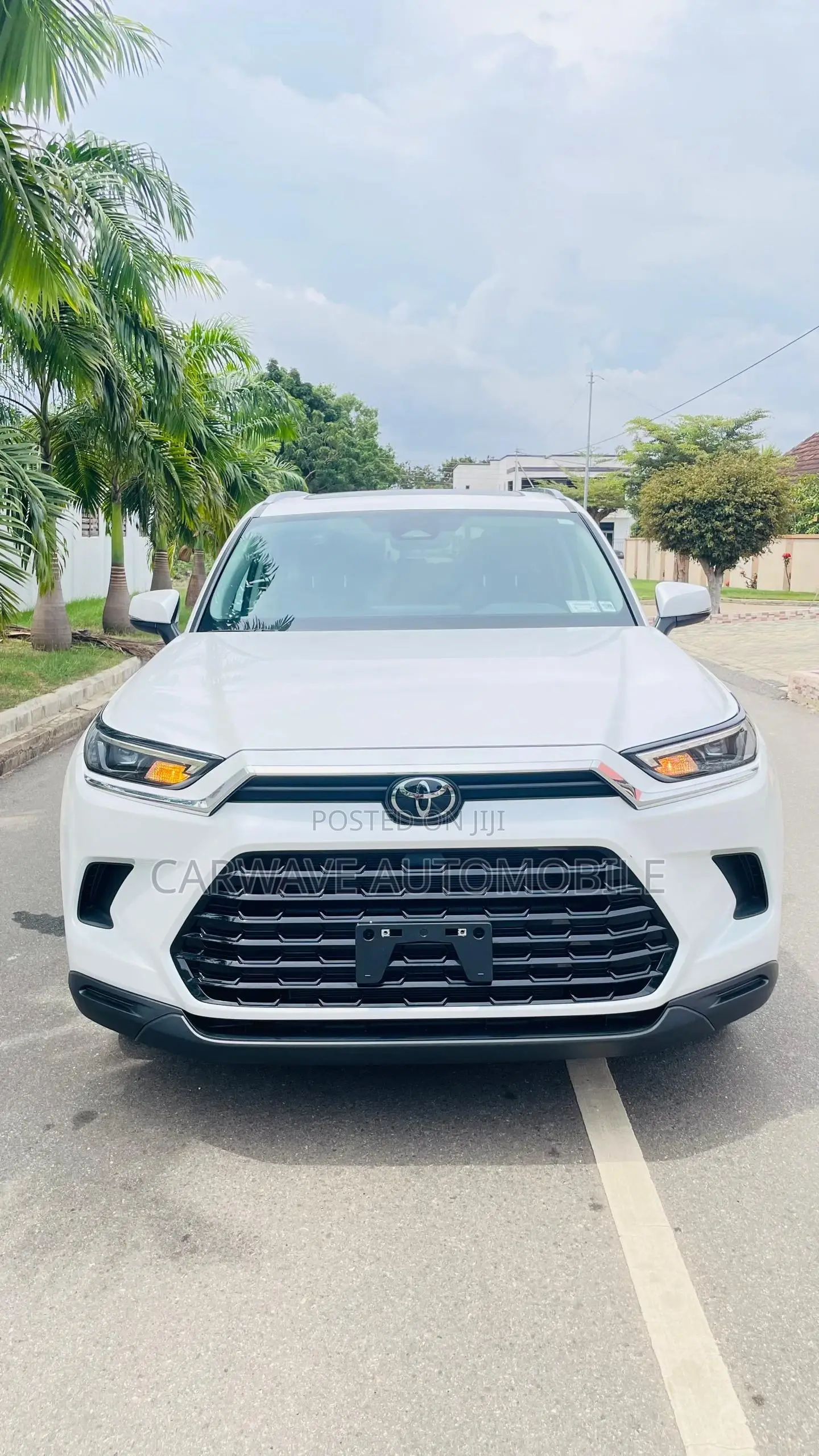 Toyota Highlander XLE AWD 2024 White