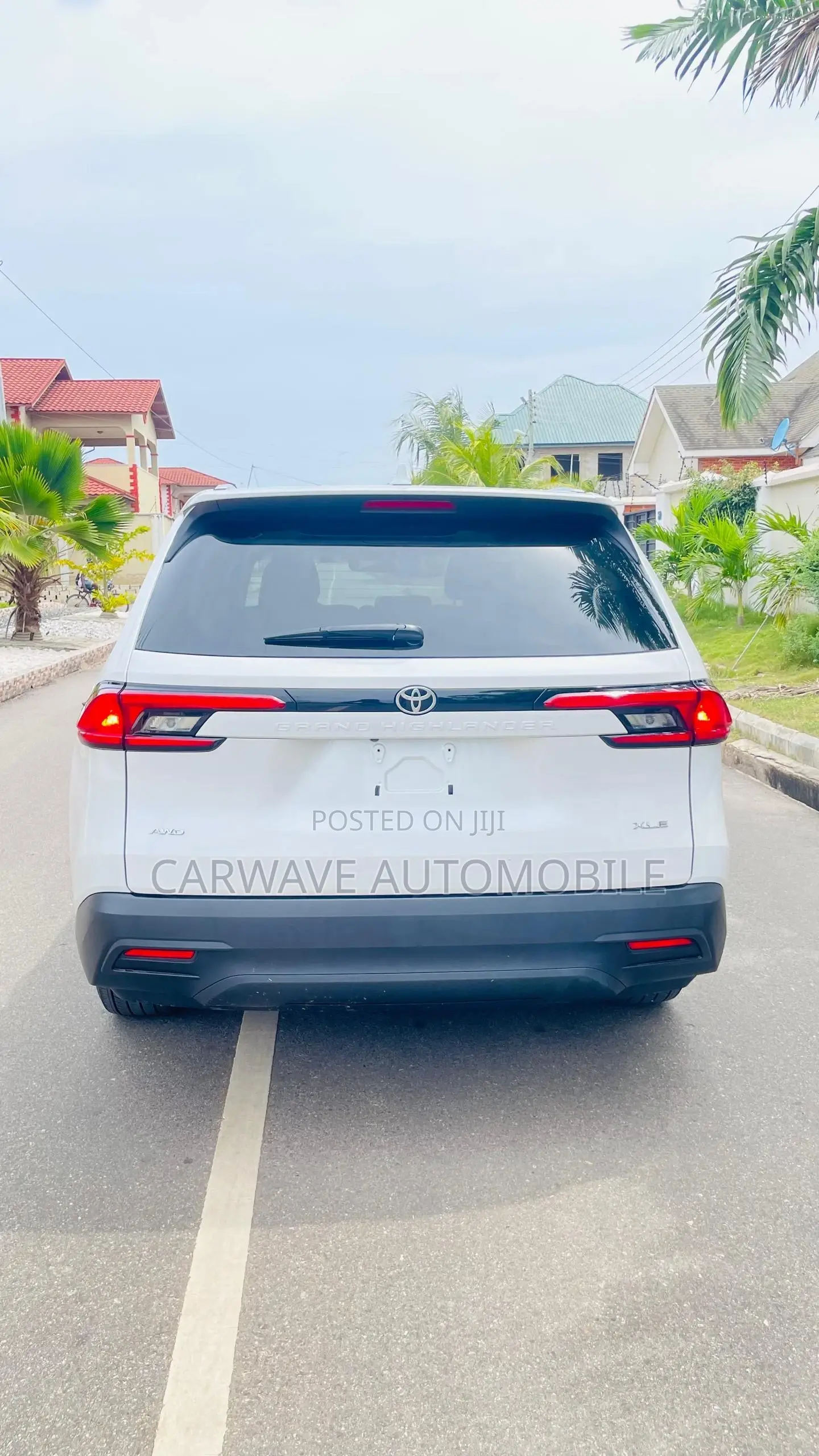 Toyota Highlander XLE AWD 2024 White