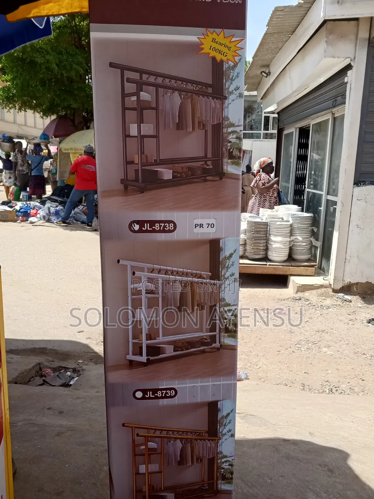 Quality Portable Metal Garment Rack With Wheels