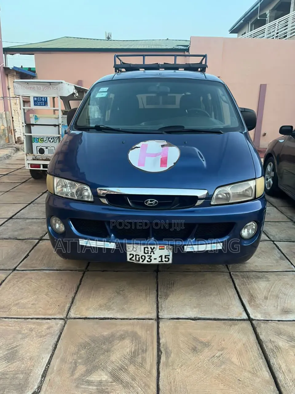 Hyundai H-100 2000 Blue