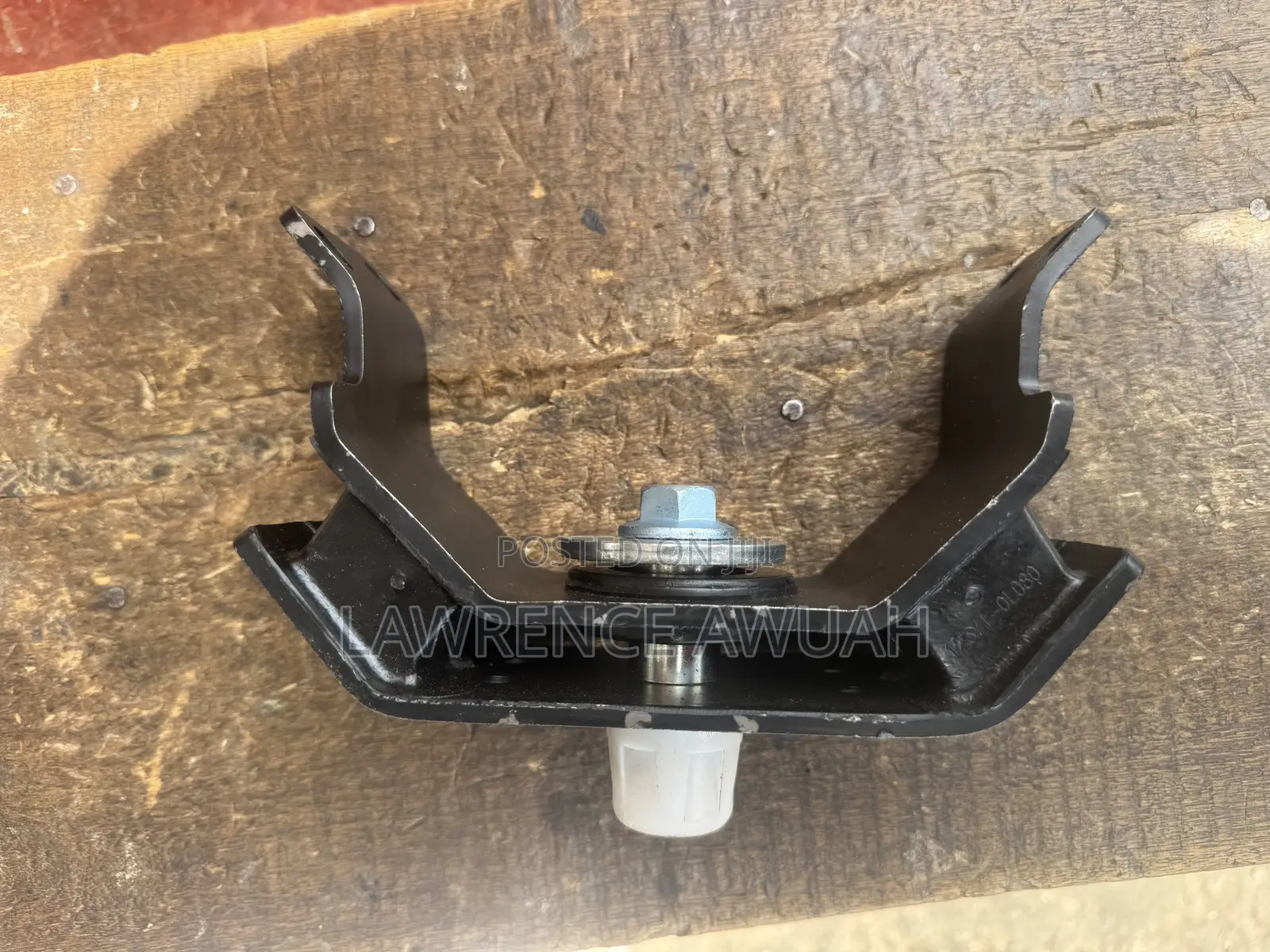 Toyota Hilux, Hiace and Landcruiser Prado Gearbox Seat or Mount
